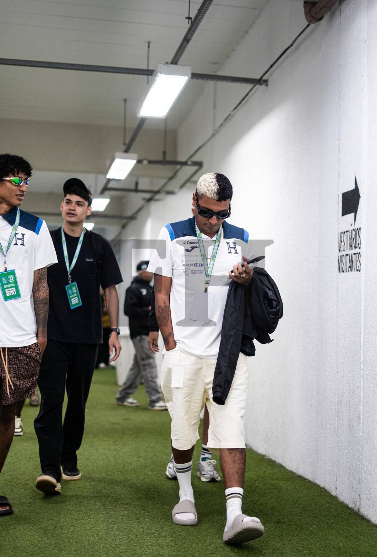 La llegada de la selección de tiktokers de Honduras al estadio Bruno José Daniel