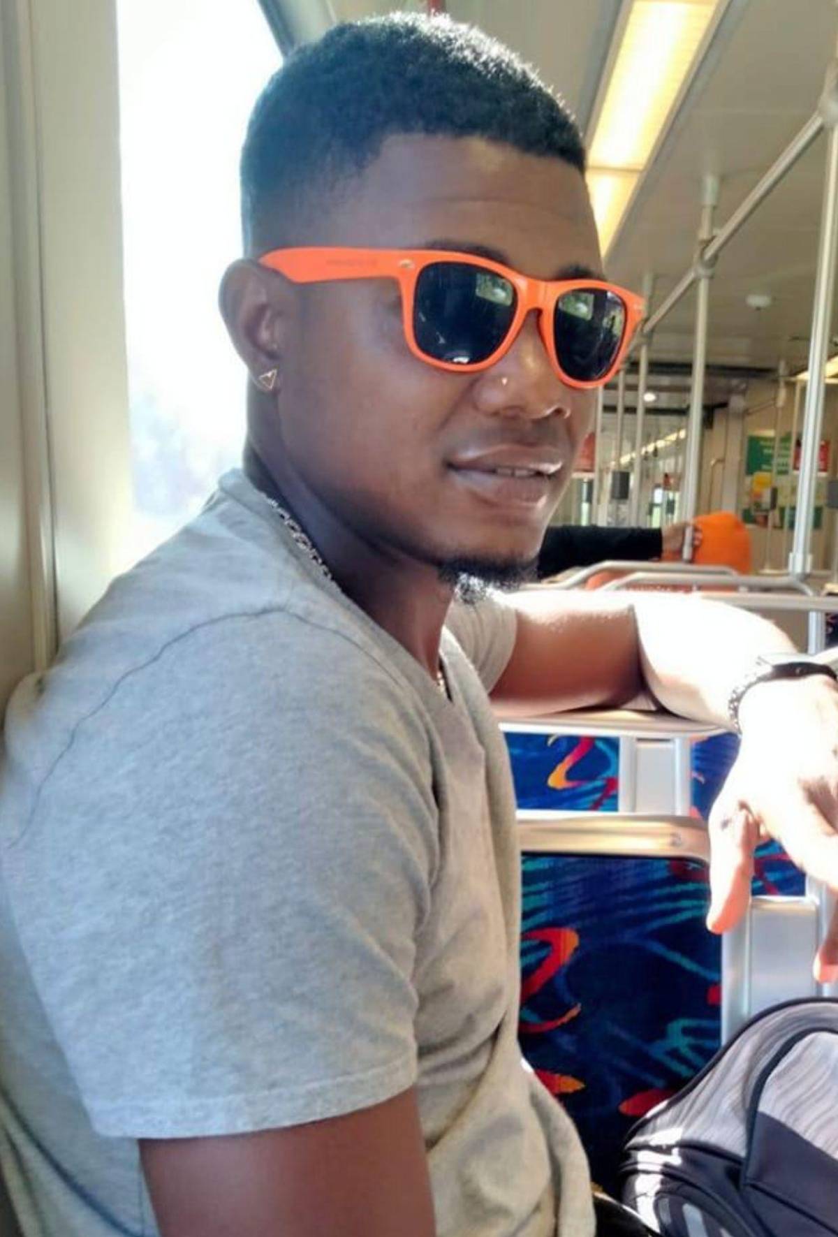 Jugó en Real España: Se gana la vida en EE UU en construcción y fútbol burocrático