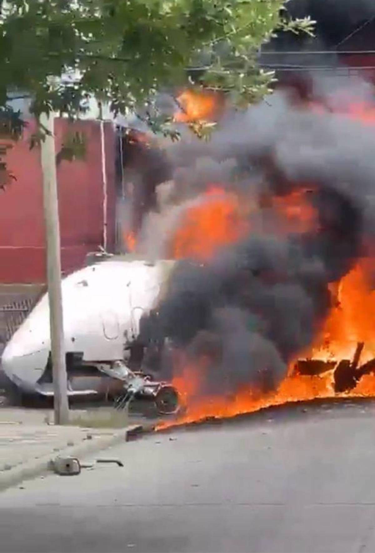 ¡Sin sobrevivientes! Imágenes impactantes de cómo se estrelló el avión privado en Argentina ¡Sin sobrevivientes! Imágenes impactantes de cómo se estrelló el avión privado en Argentina