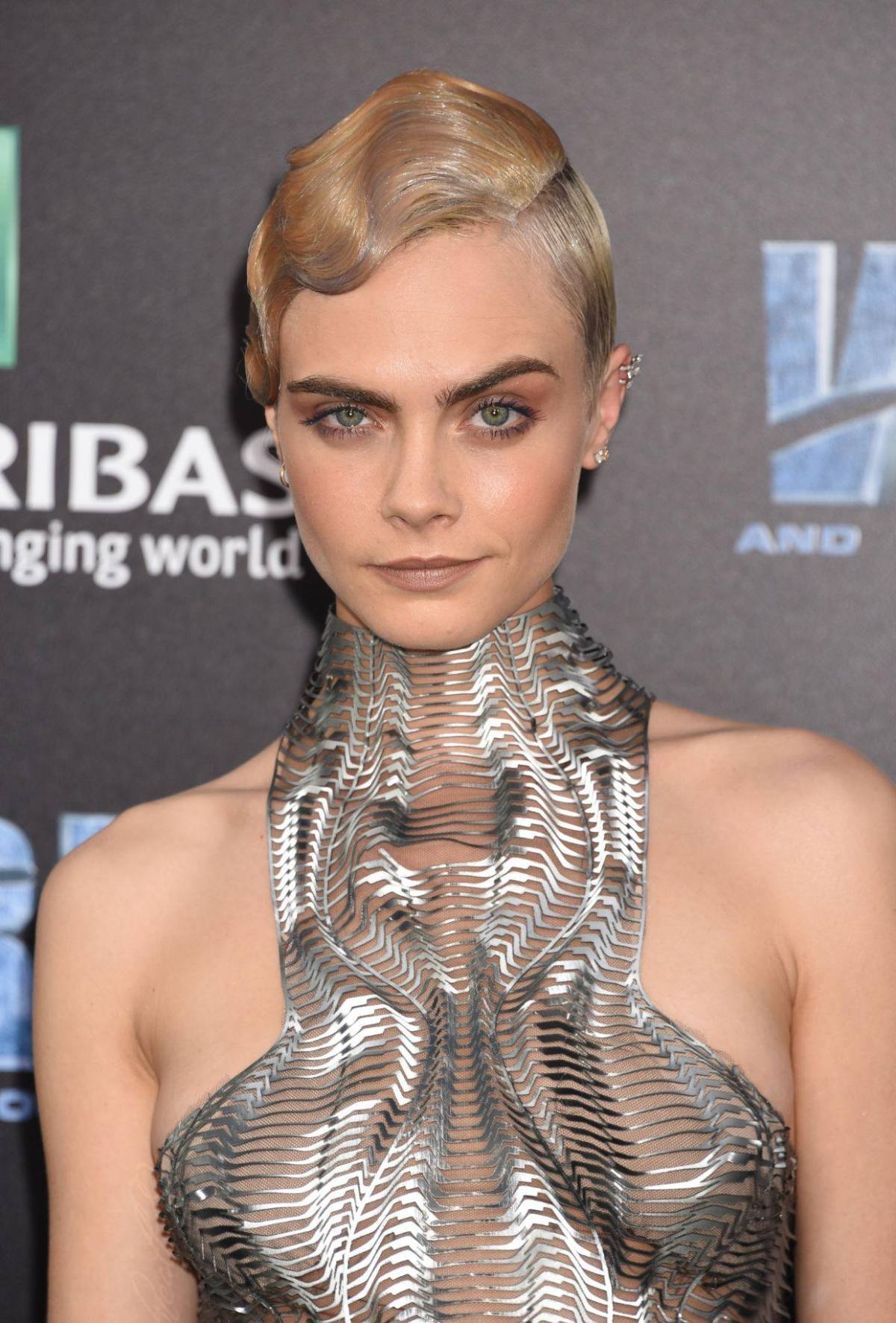 Cara Delevingne sobre su lucha contra las adicciones: empezó a vender drogas a los 14 años