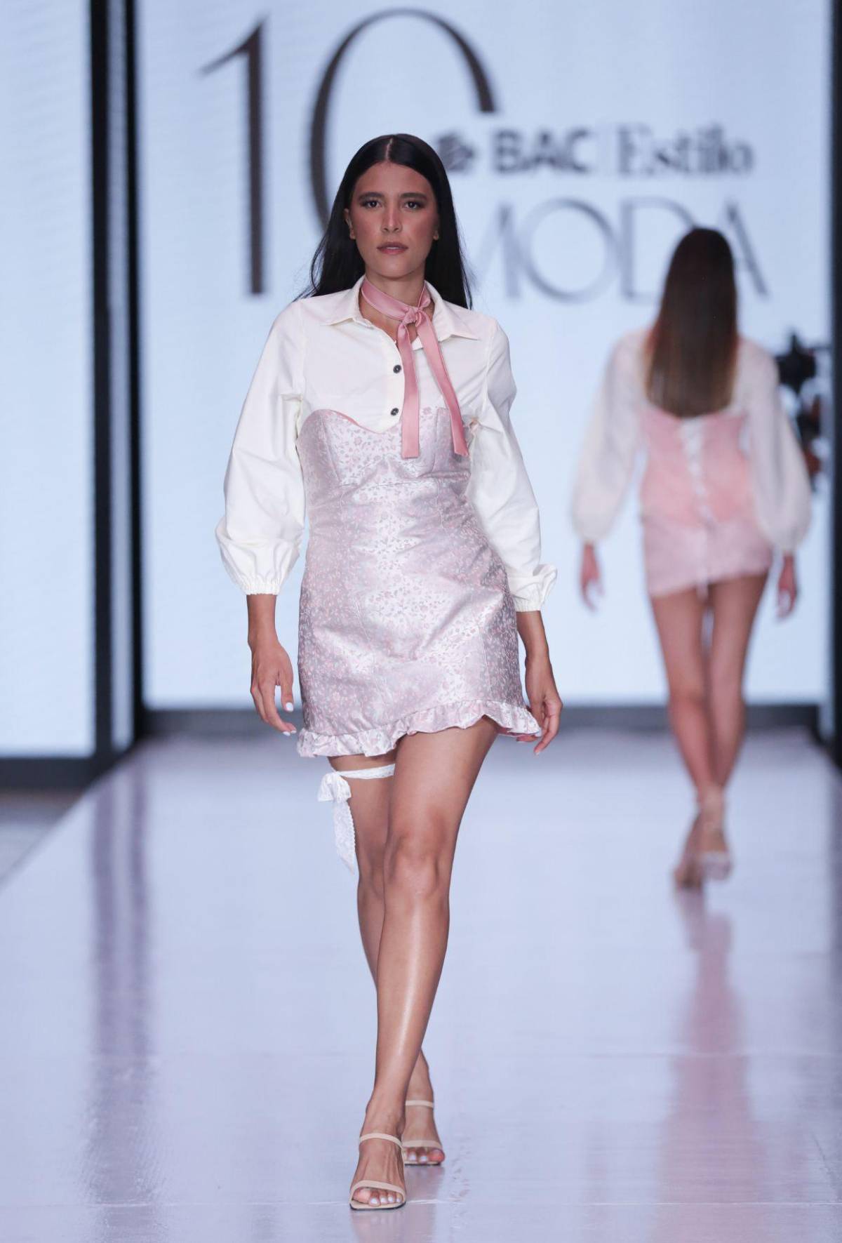 Bac Estilo Moda 2025: Un repaso por los diseños más destacados de la gala