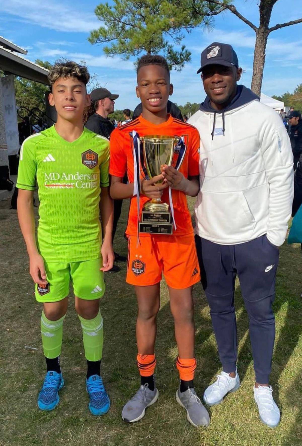 ¿Quién es el otro hijo de Maynor Figueroa que jugará en Inglaterra? ¿Es hondureño?