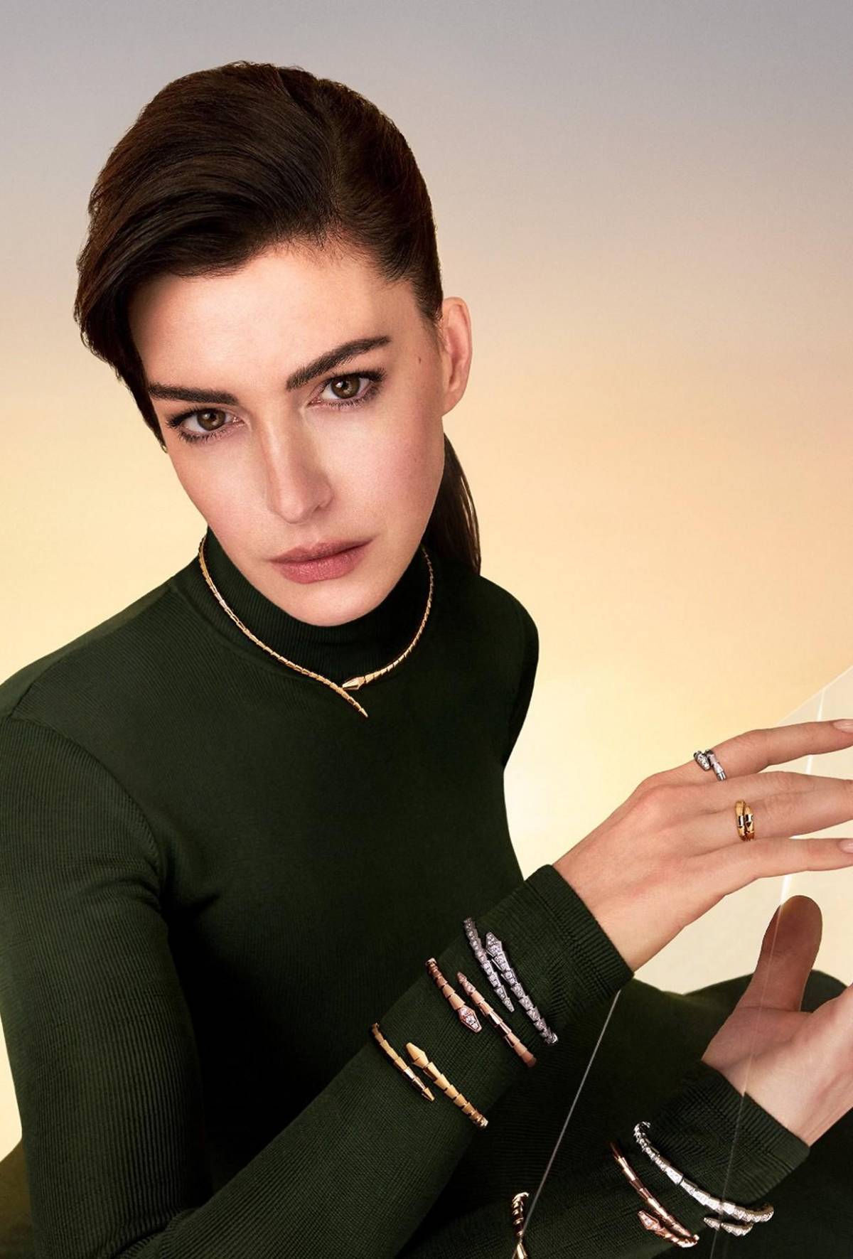 Anne Hathaway, la mujer más bella del mundo, según People