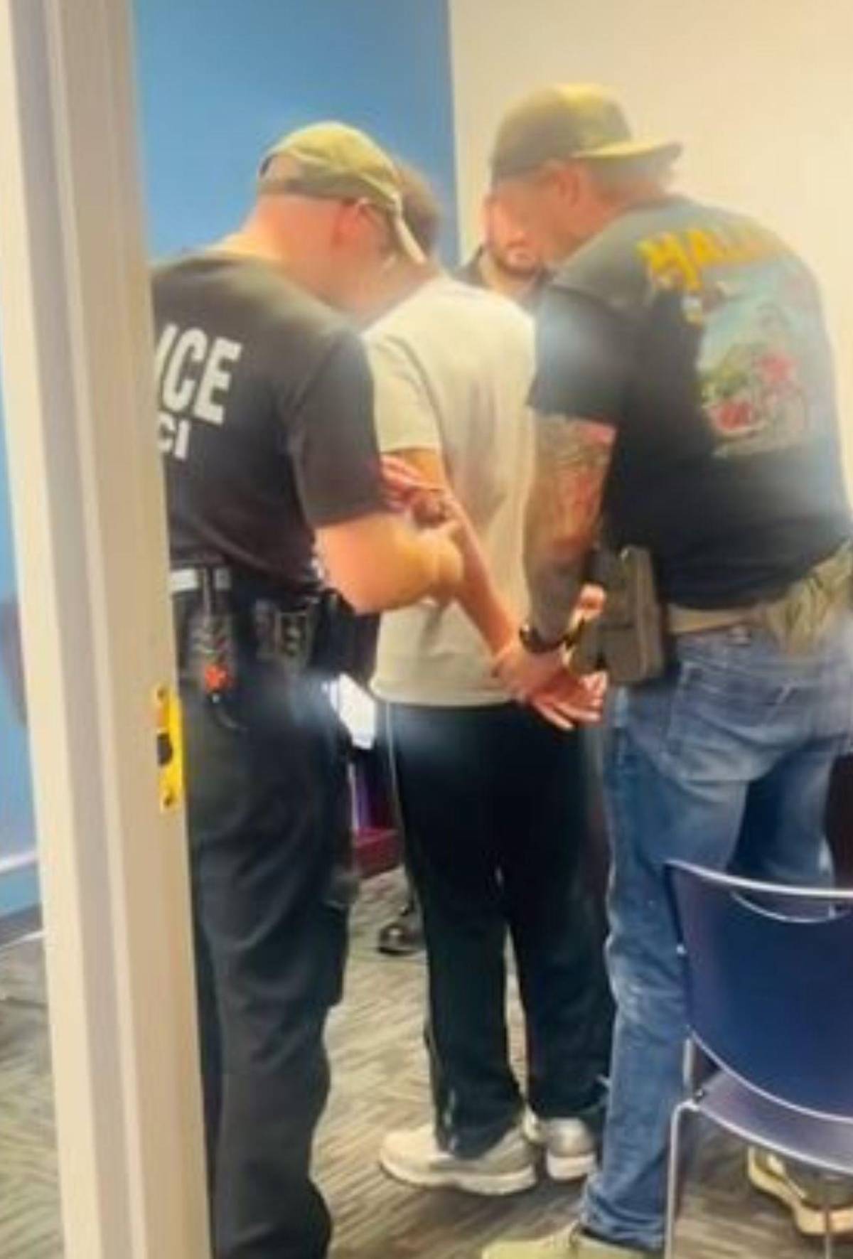 ICE lo engañó y fue deportado: joven jugador llega a Honduras y pide regresar a EE UU