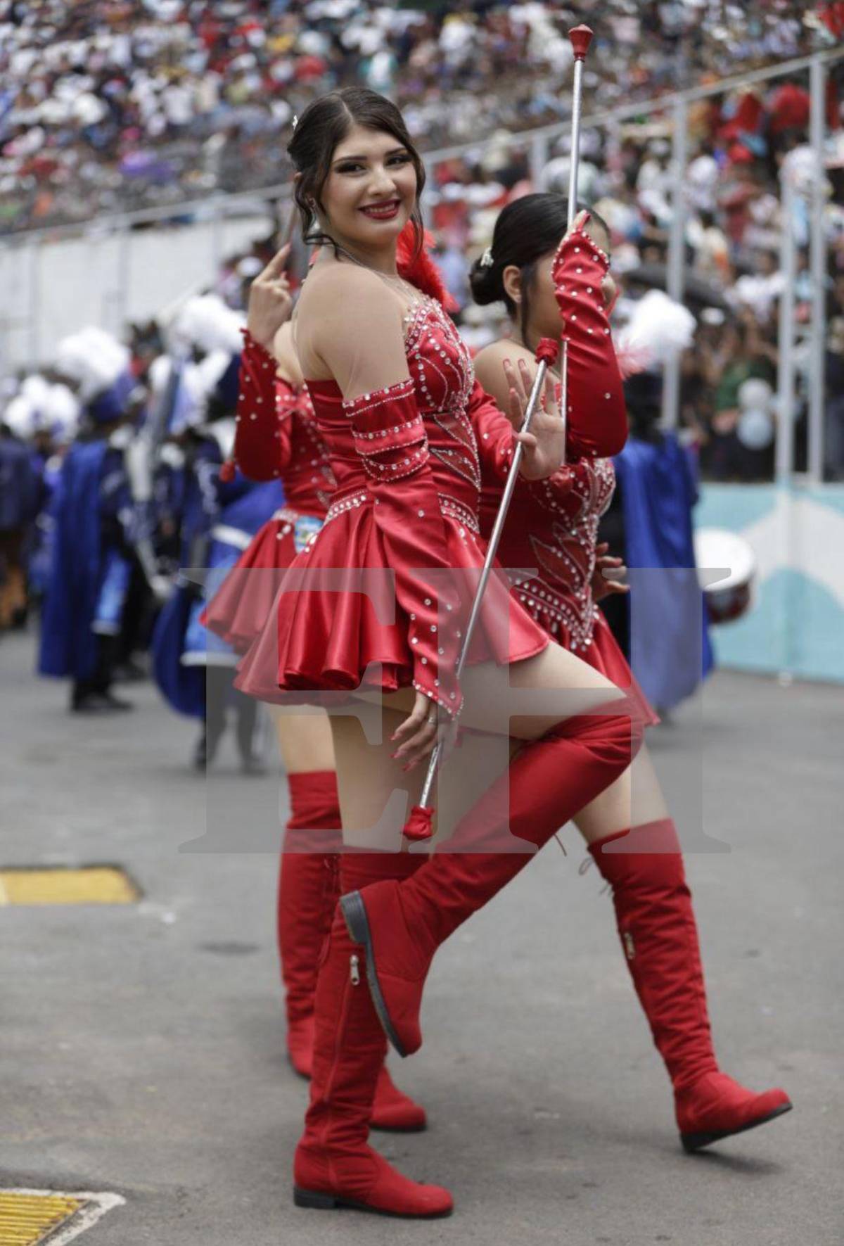 Las palillonas con los rostros más hermosos en los desfiles del 15 de septiembre en Tegucigalpa