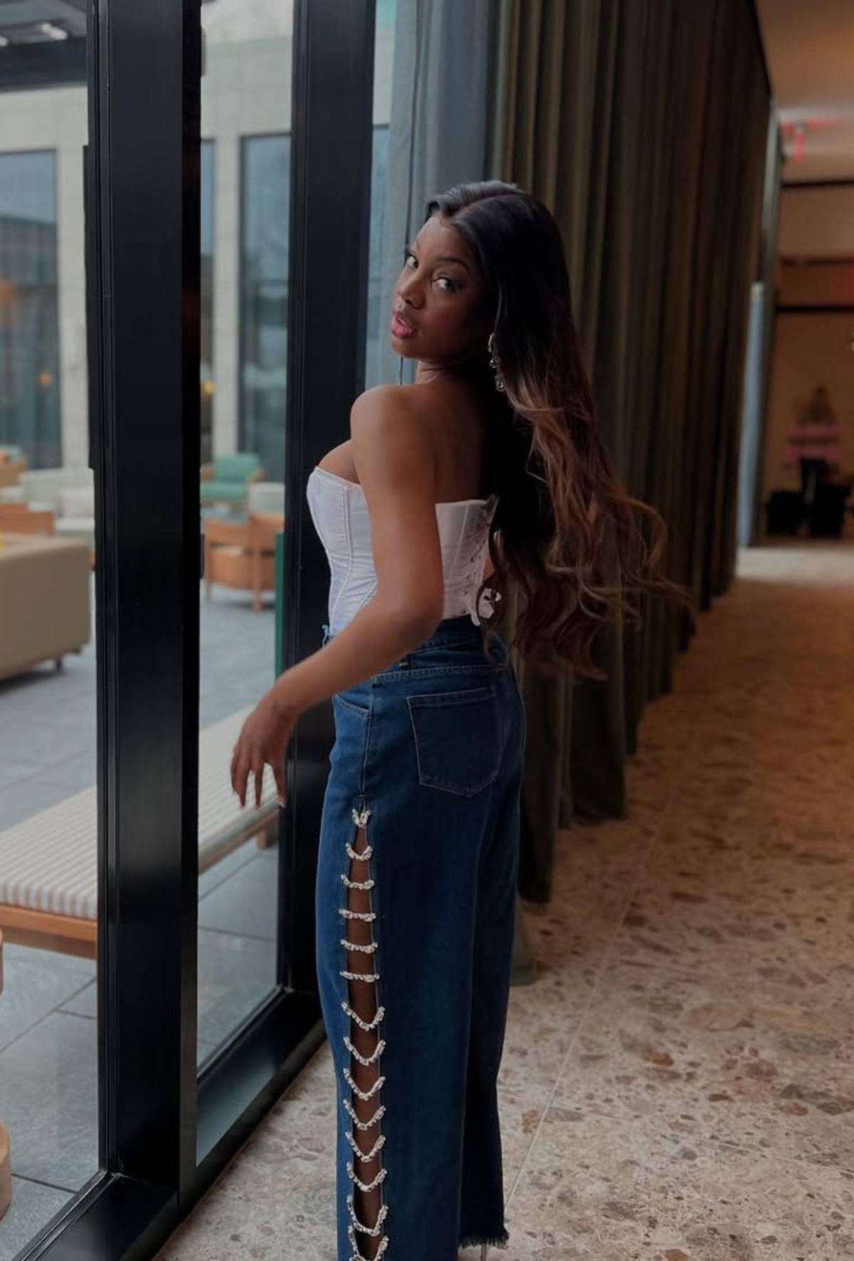 ¿Quién es Dyna Martínez, la cantante de ópera que ansía ser Miss Honduras Universo 2025?