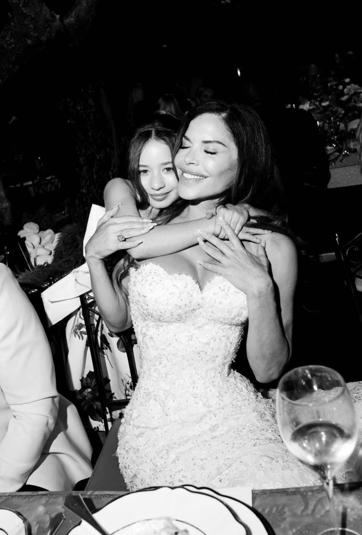 Revelan fotografías nunca antes vistas de la boda de Jeff Bezos y Lauren Sánchez