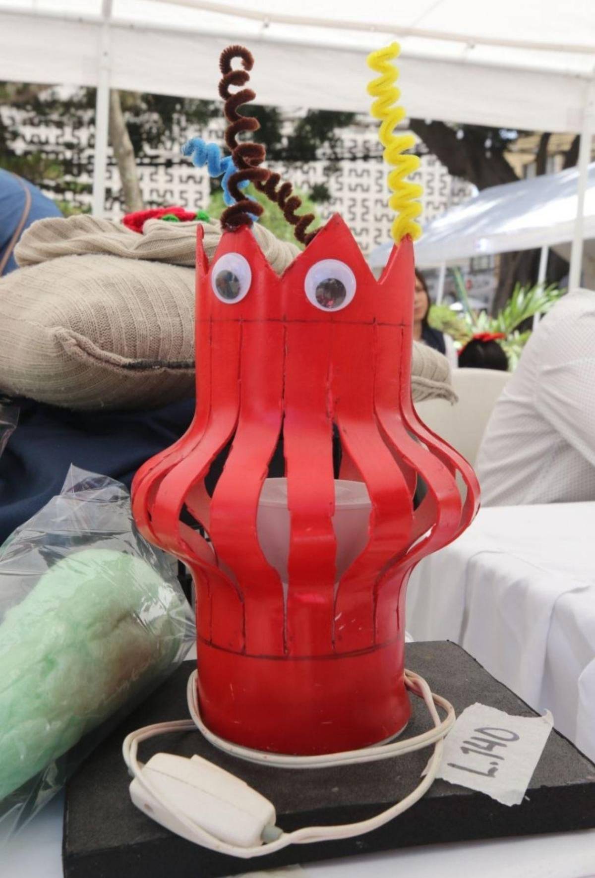 ¡Creatividad que salva al planeta! Escolares emprendieron con Feria de Reciclaje