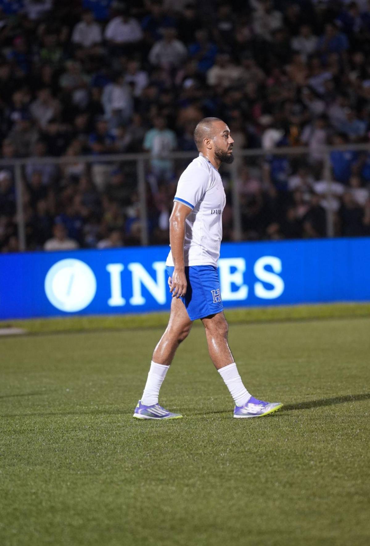 Convocatoria para juego de tiktokers Honduras-El Salvador: un funcionario pide ser llamado