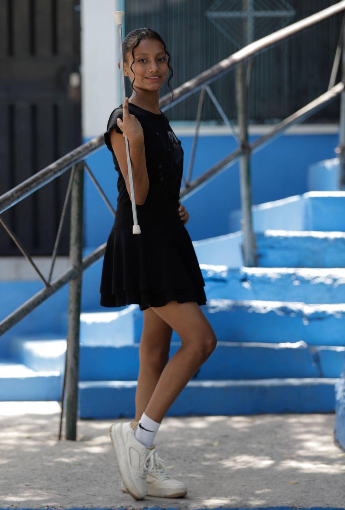 Bellas estudiantes conforman el cuadro de palillonas del República Federal de Alemania