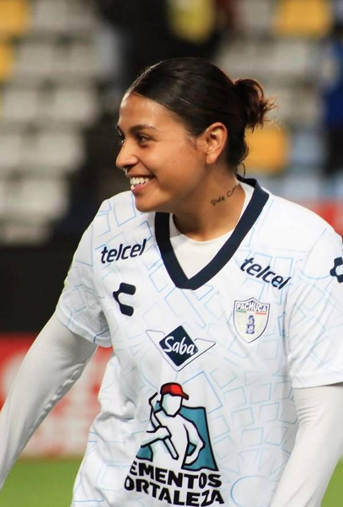 Daniela Flores, la talentosa jugadora expulsada por bajarle el short a rival