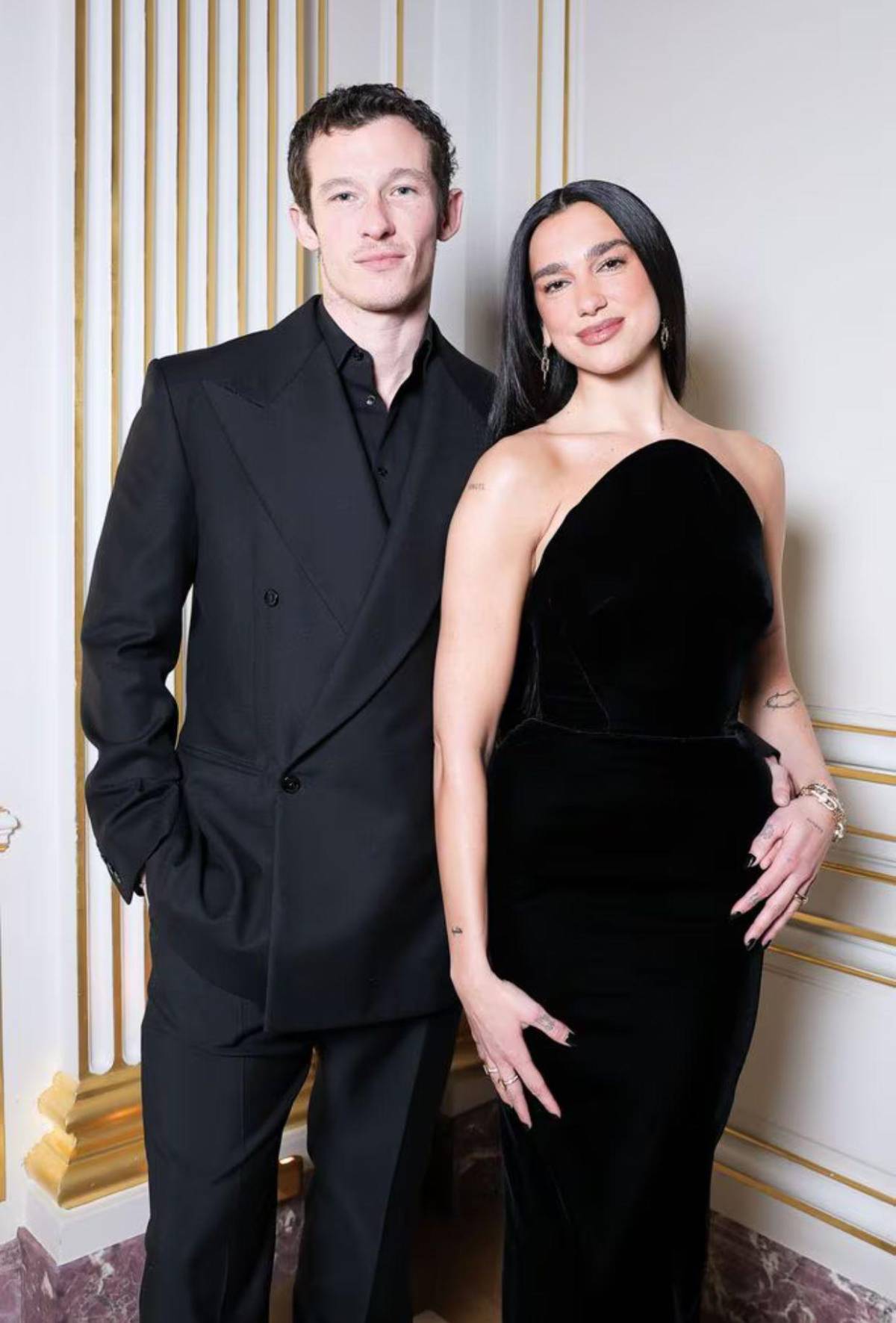 ¡No solo Miley! Parejas de famosos que se han comprometido este 2025