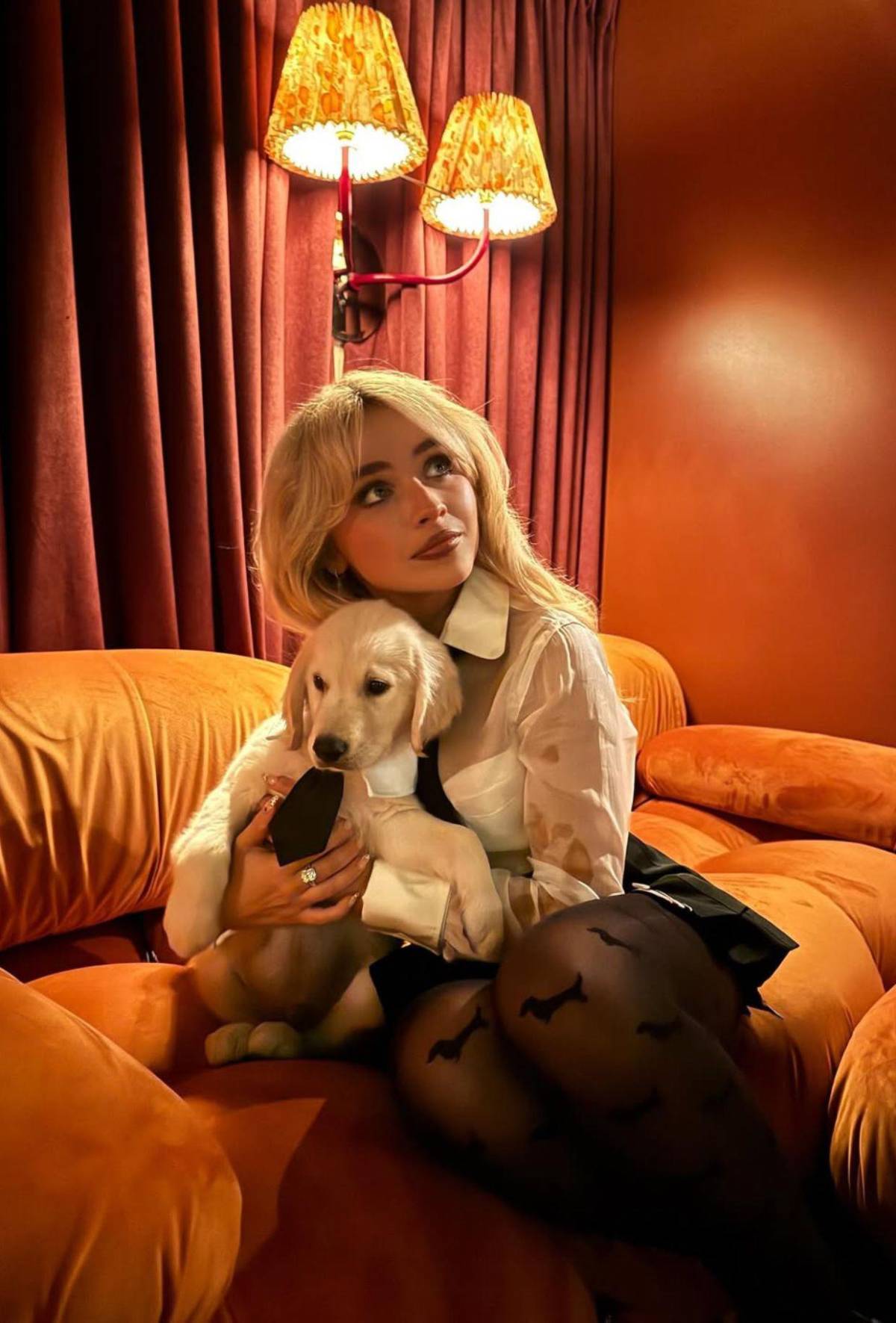 Sabrina Carpenter traerá de vuelta la historia de Alicia en el país de las maravillas