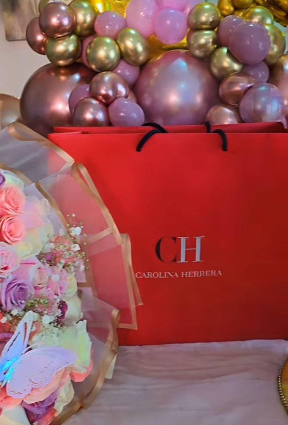 Con rosas, mariachis y globos: Novio de Alejandra Rubio le celebra su cumpleaños 28