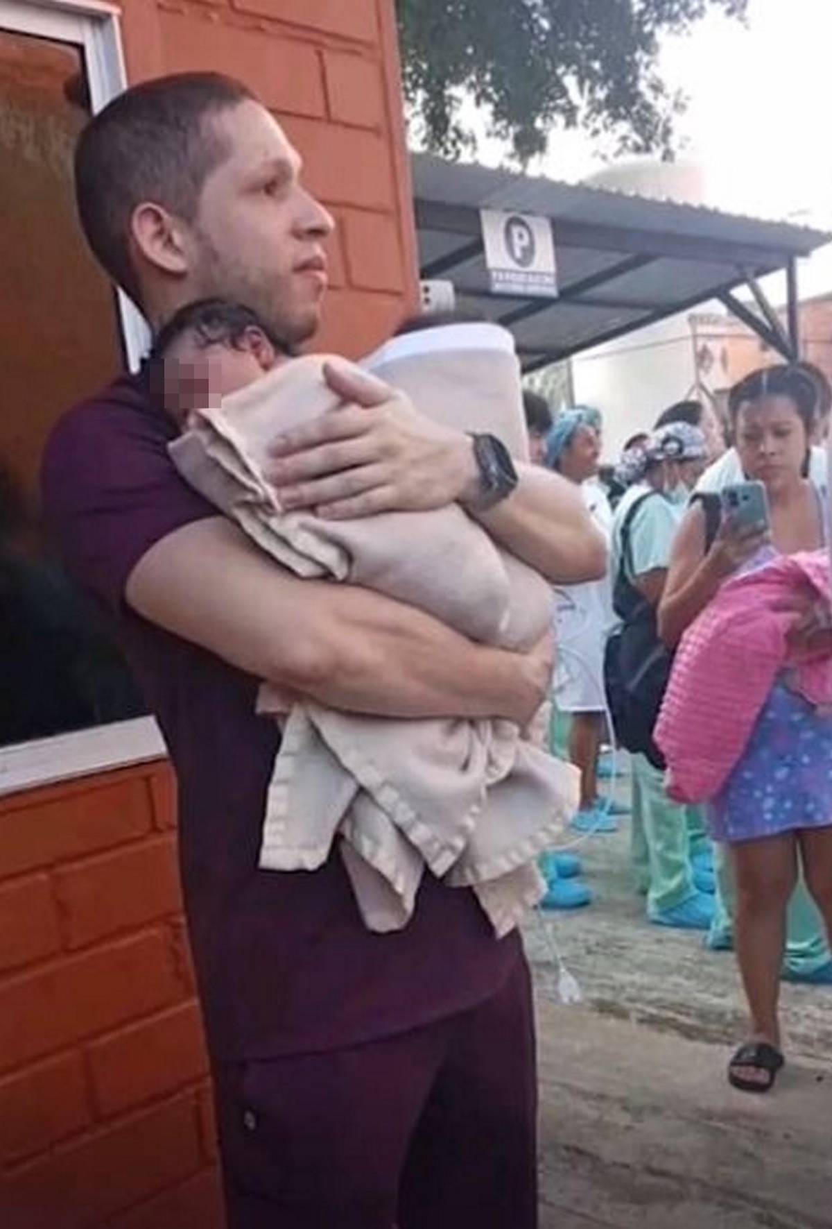 Los bebés no podían huir: Pediatra que rescató a recién nacidos en pleno terremoto en Colombia