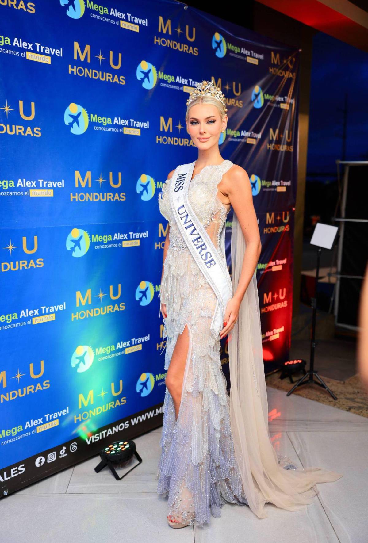 Así luce Victoria Kjær Theilvig en la gala final de Miss Honduras Universo 2025