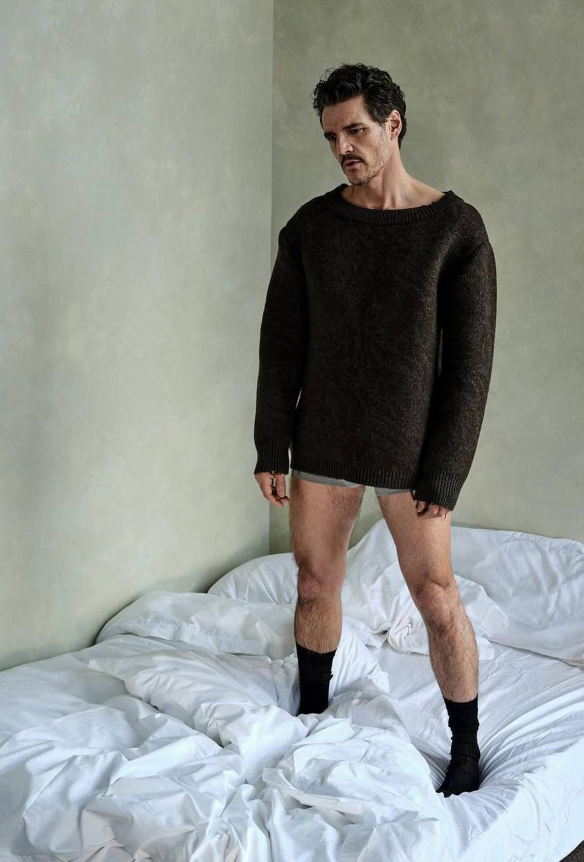 Pedro Pascal posa para Vanity Fair: las fotos más sensuales del chileno
