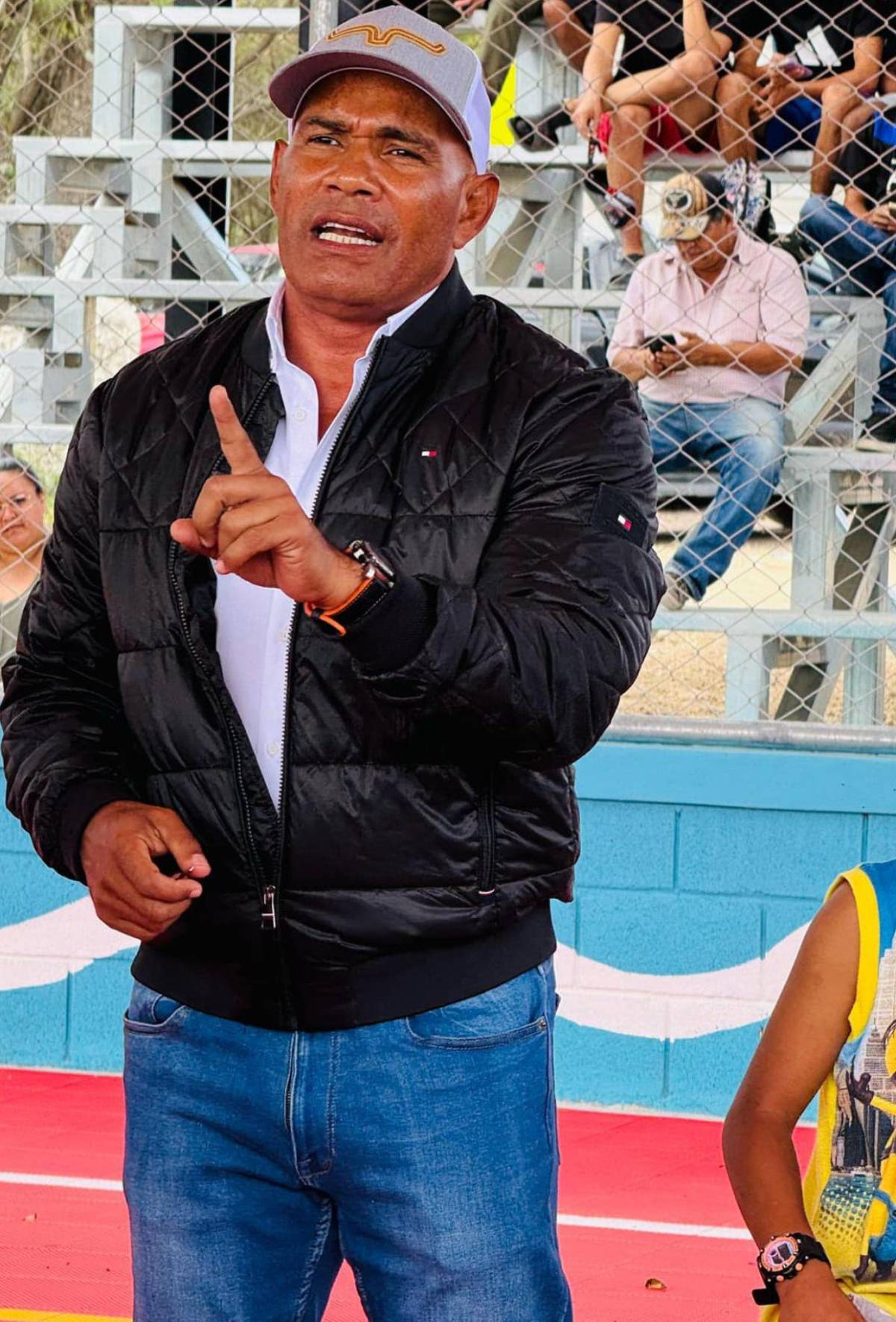 ¿Cuánto gastó Mario Moncada cuando fue a España y vio al Real Madrid?