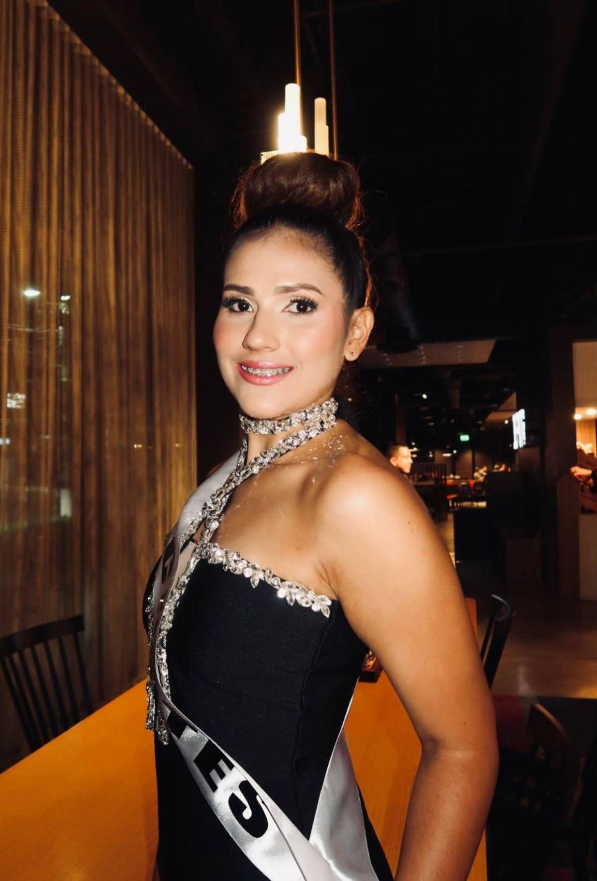 Maestra y exreina de belleza: la apuesta de Alba Paredes en el Miss Honduras Universo