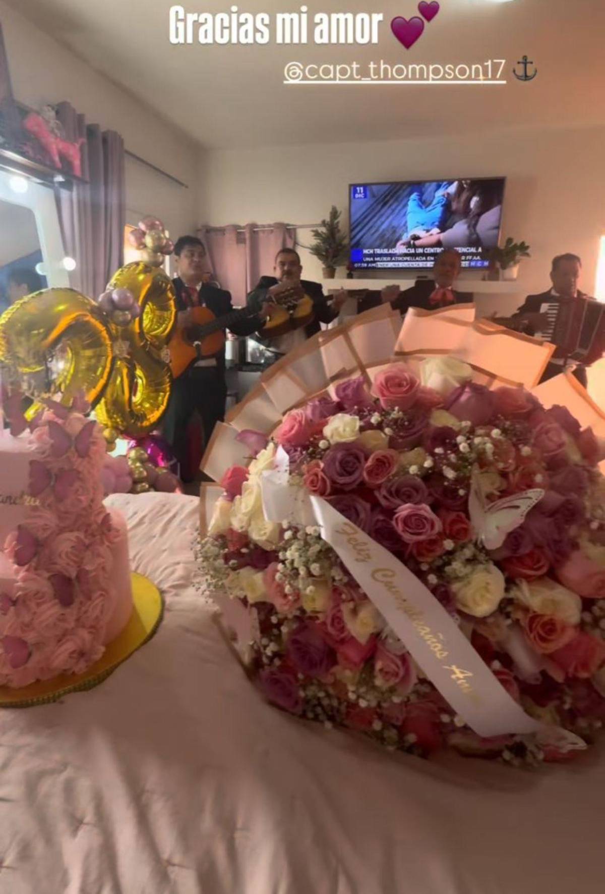 Con rosas, mariachis y globos: Novio de Alejandra Rubio le celebra su cumpleaños 28