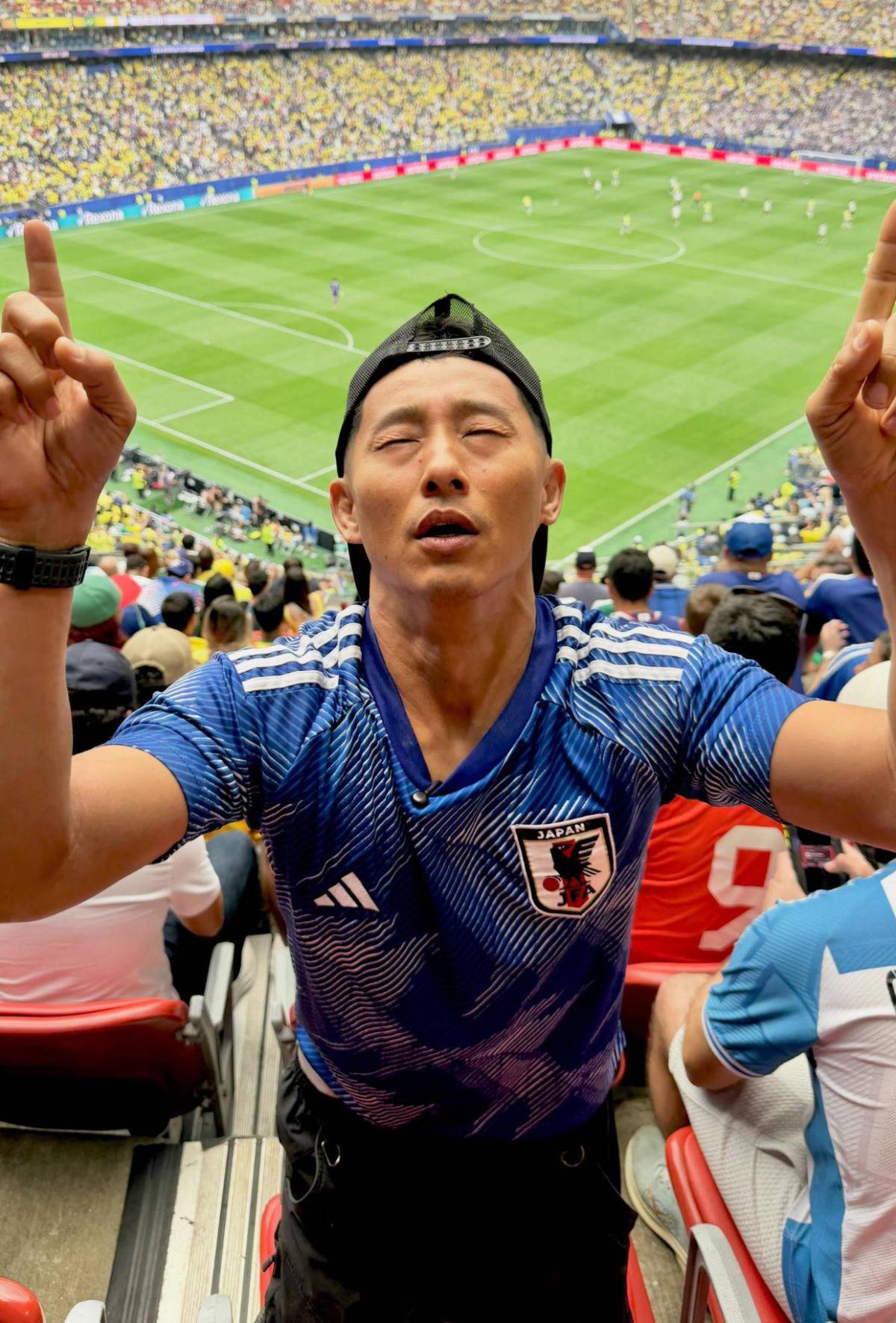 Shin Fujiyama se quiebra tras eliminación de Japón y sorprende con lo que hizo