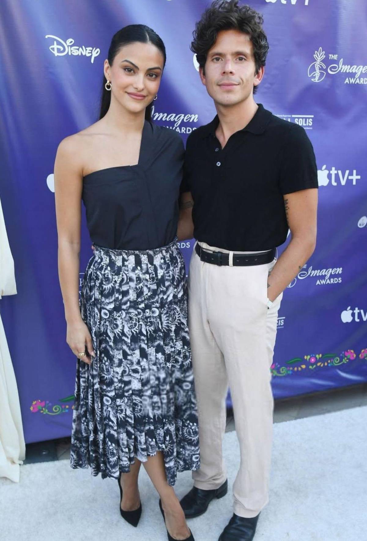 ¡No solo Miley! Parejas de famosos que se han comprometido este 2025