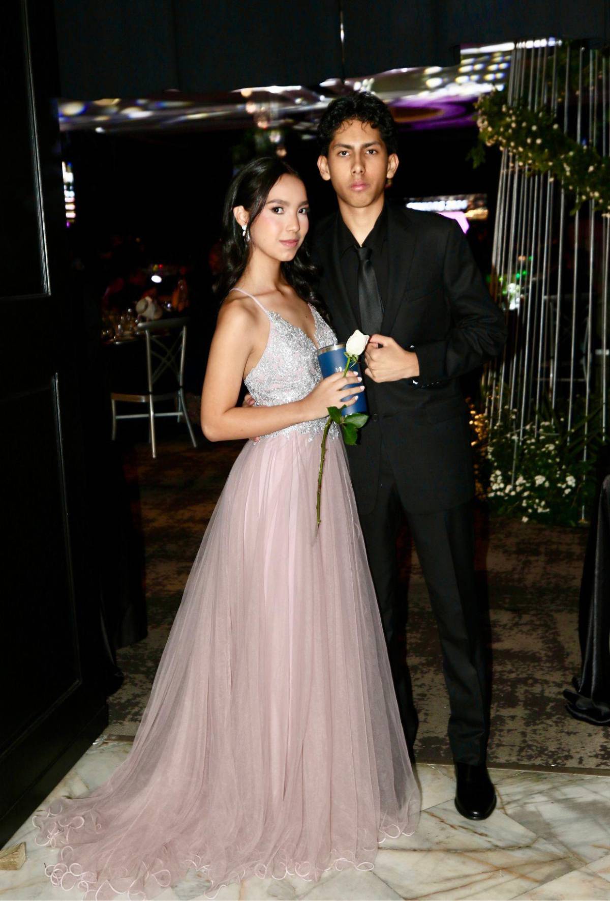 Los seniors 2026 de Dowal School impusieron estilo en su Prom Night