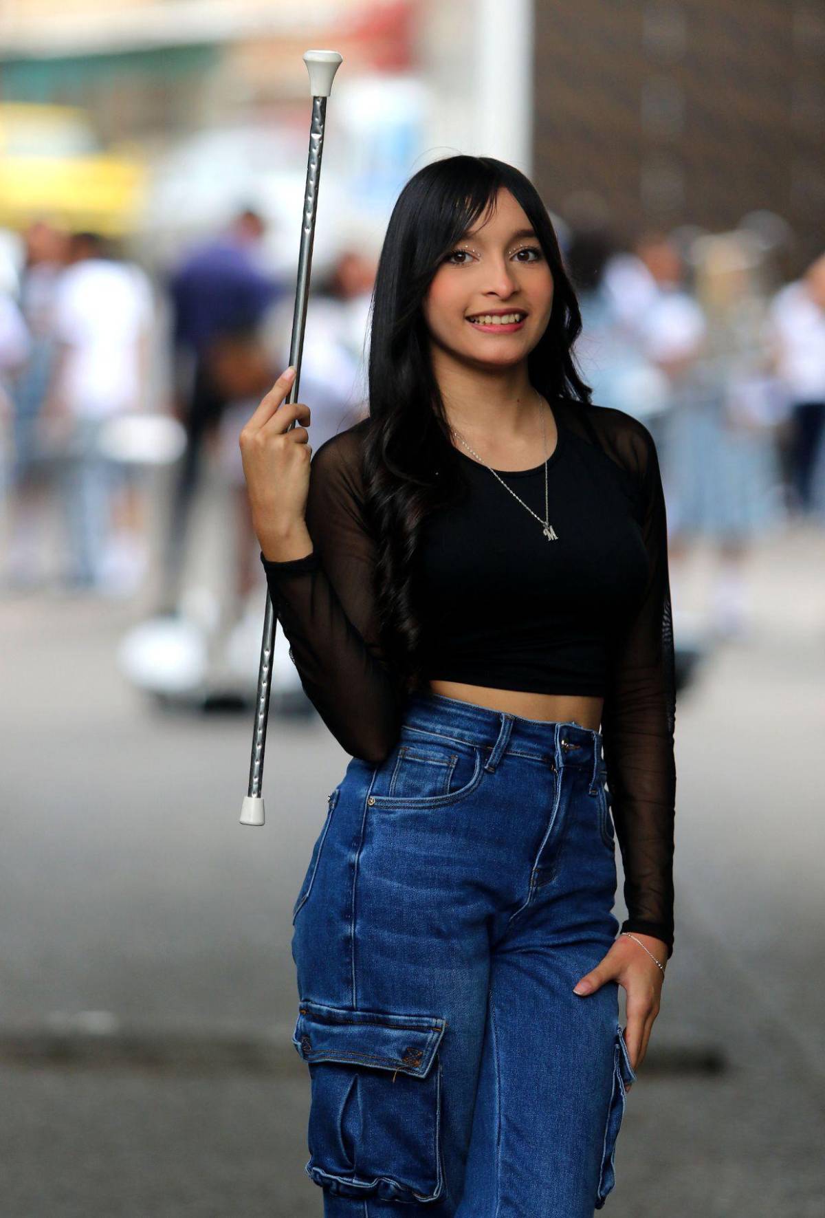 Con carisma y energía, palillonas del Instituto Beraca roban miradas previo al 15 de septiembre