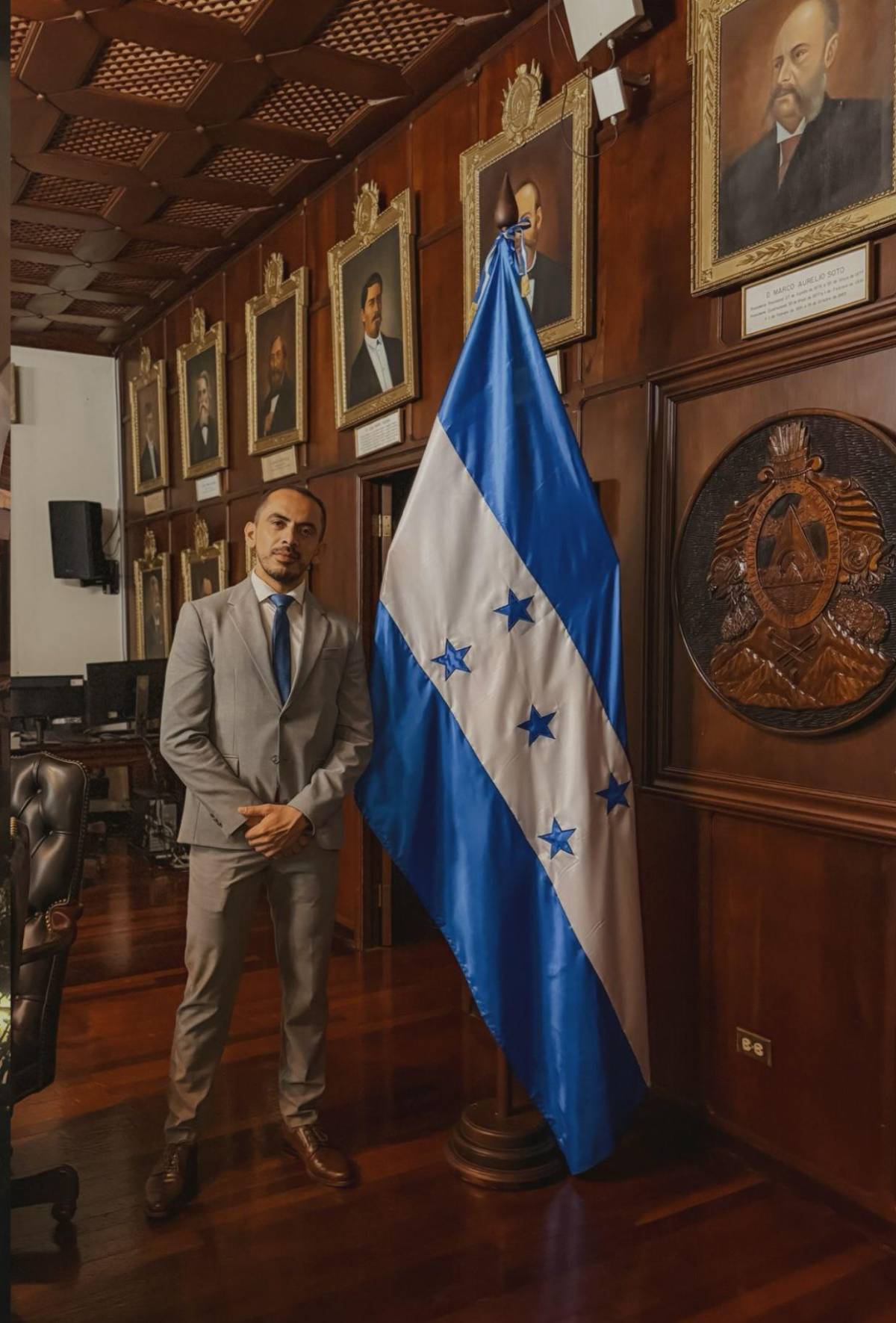 ¿Quién es Lee Jaruzeslki, el nuevo funcionario nombrado por Nasry Asfura?