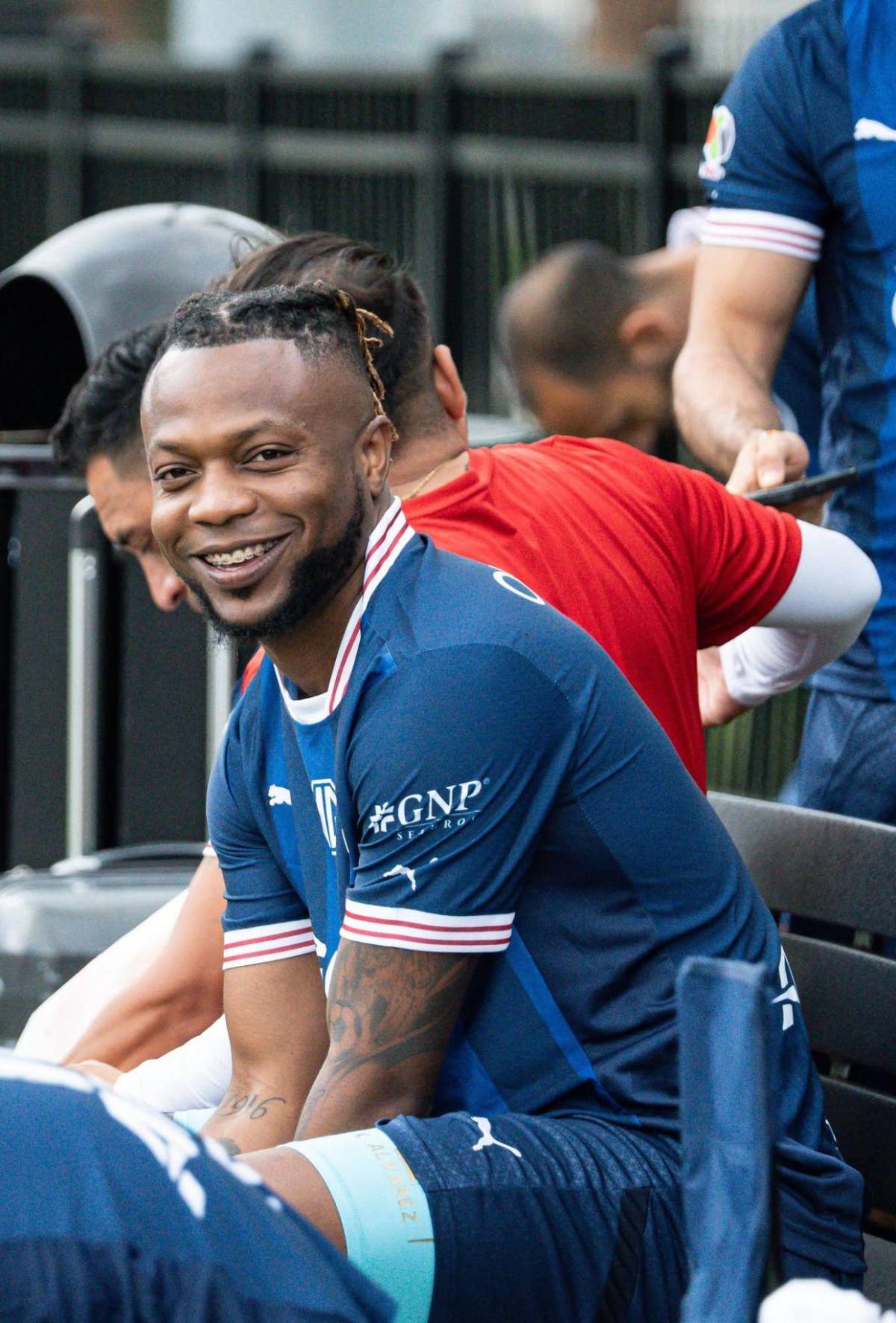 ¿Cuánto ganan los futbolistas que van a EE UU a jugar torneos burocráticos?