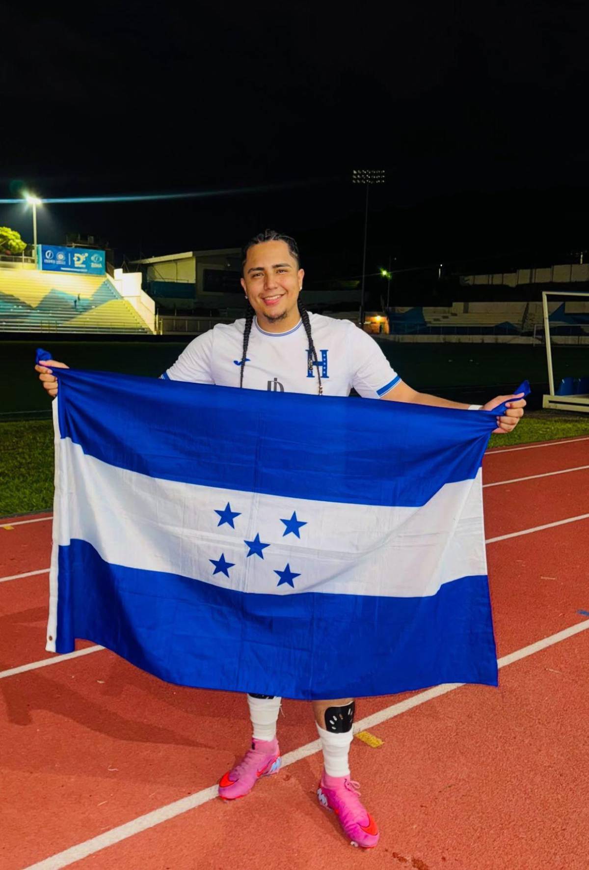 Fichajes: Otro hondureño a Arabia y dos clubes de Honduras quieren a tiktoker