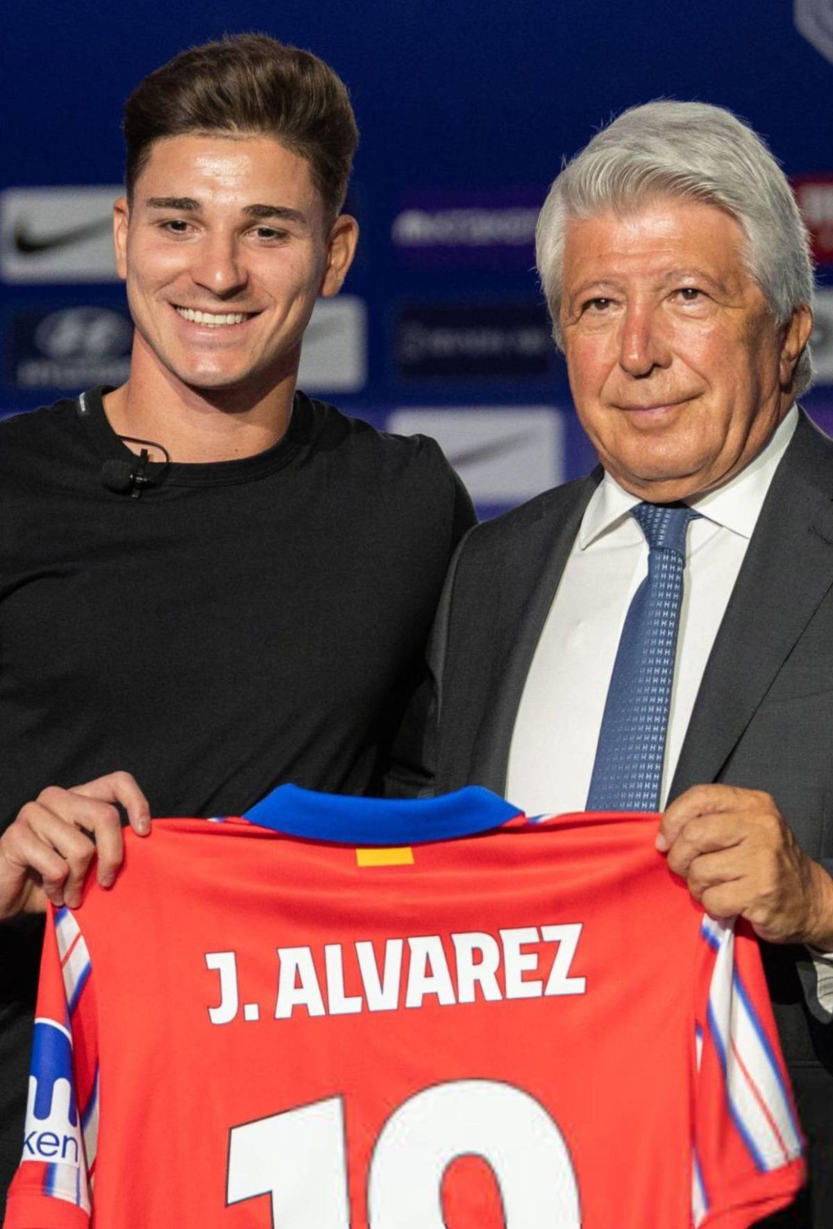 Barcelona ofrece €100 millones por Julián Álvarez y recibe tajante respuesta del Atlético