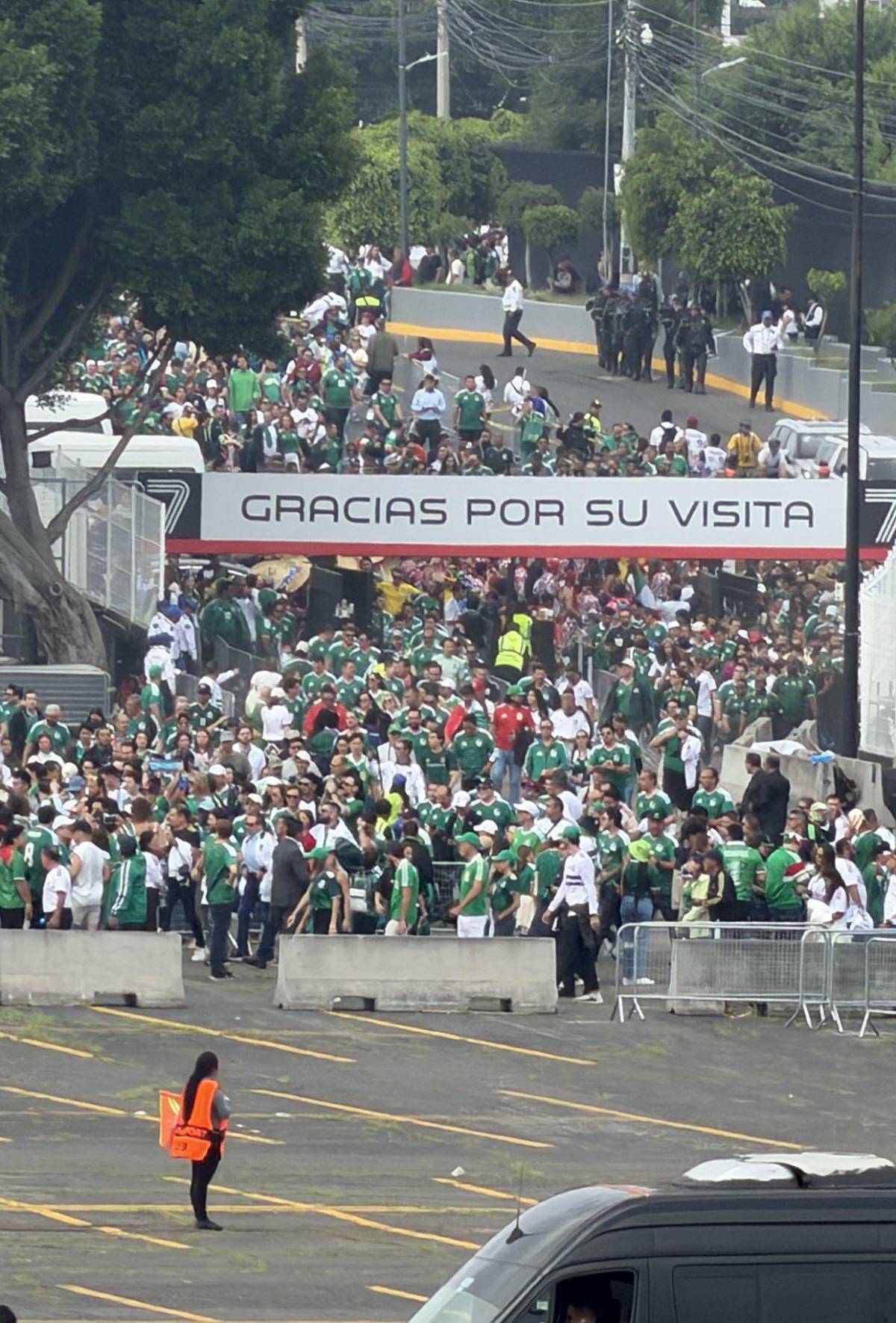 México vs Sudáfrica: protestas y algarabía se adueñan de la inauguración del Mundial