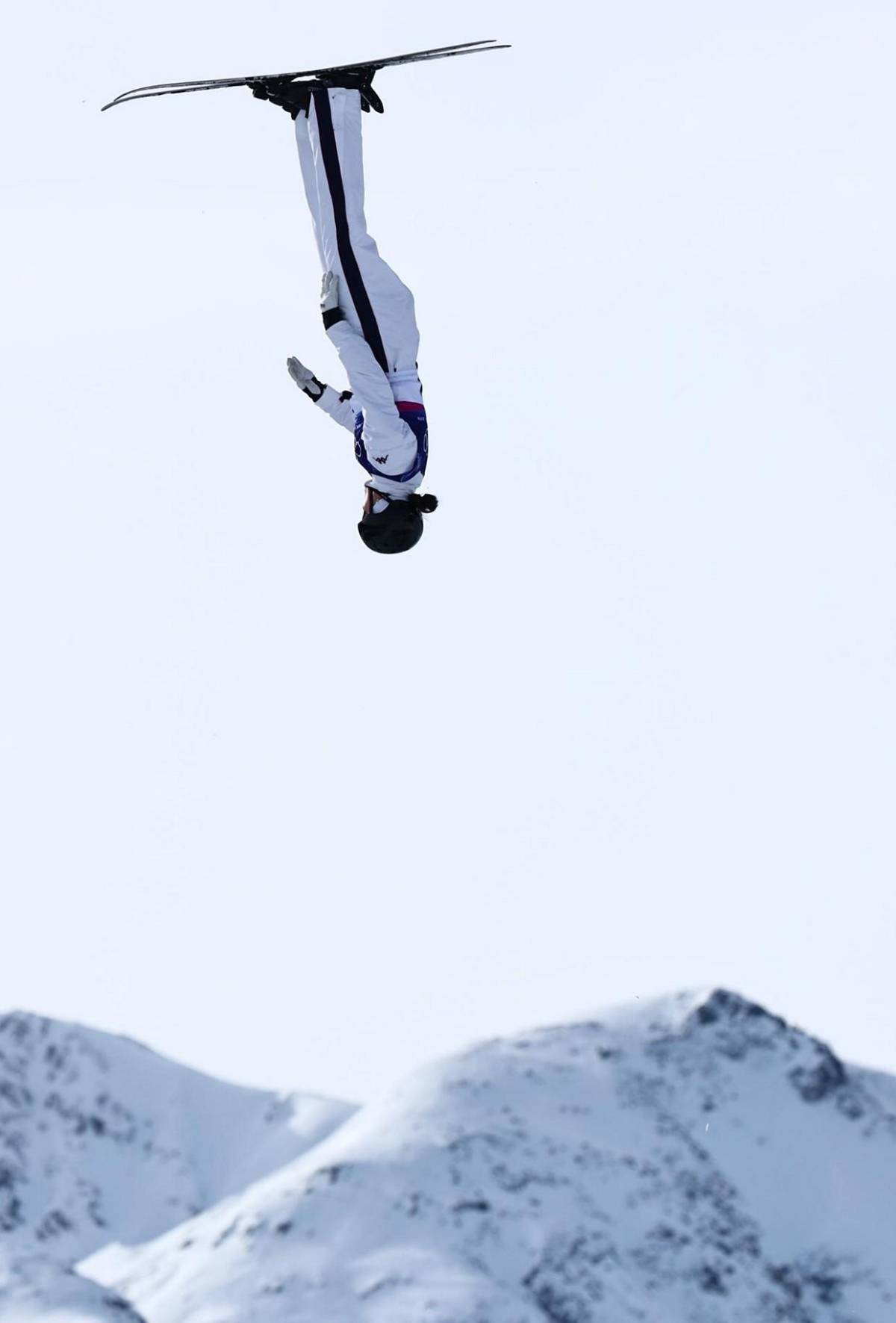 El espectacular salto de Kaila Kuhn en la final de esquí acrobático