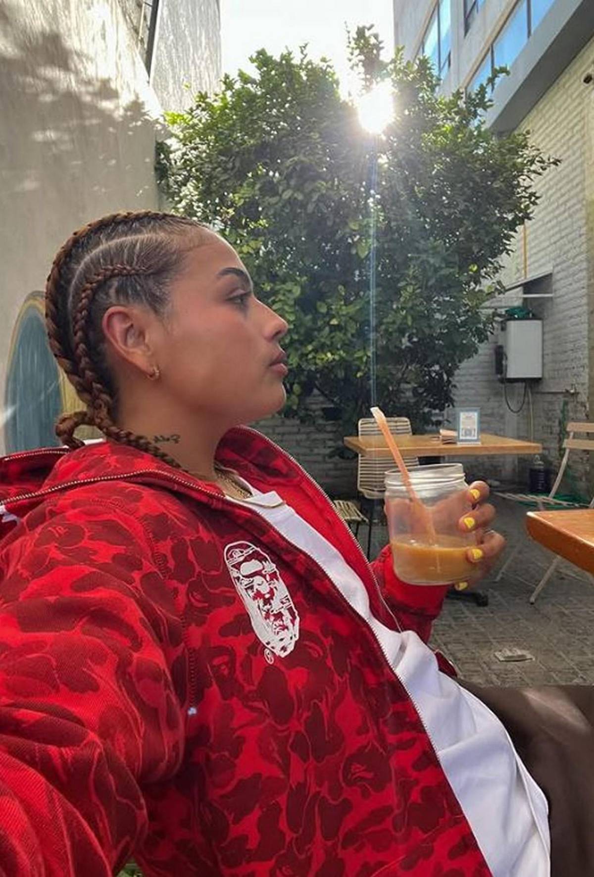 Daniela Flores, la talentosa jugadora expulsada por bajarle el short a rival