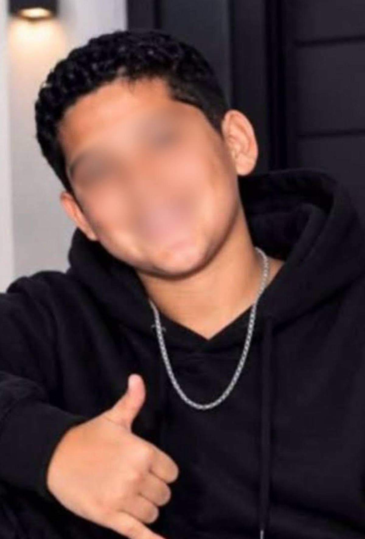 Niño hondureño muere en Miami asfixiado en un tobogán de un parque público