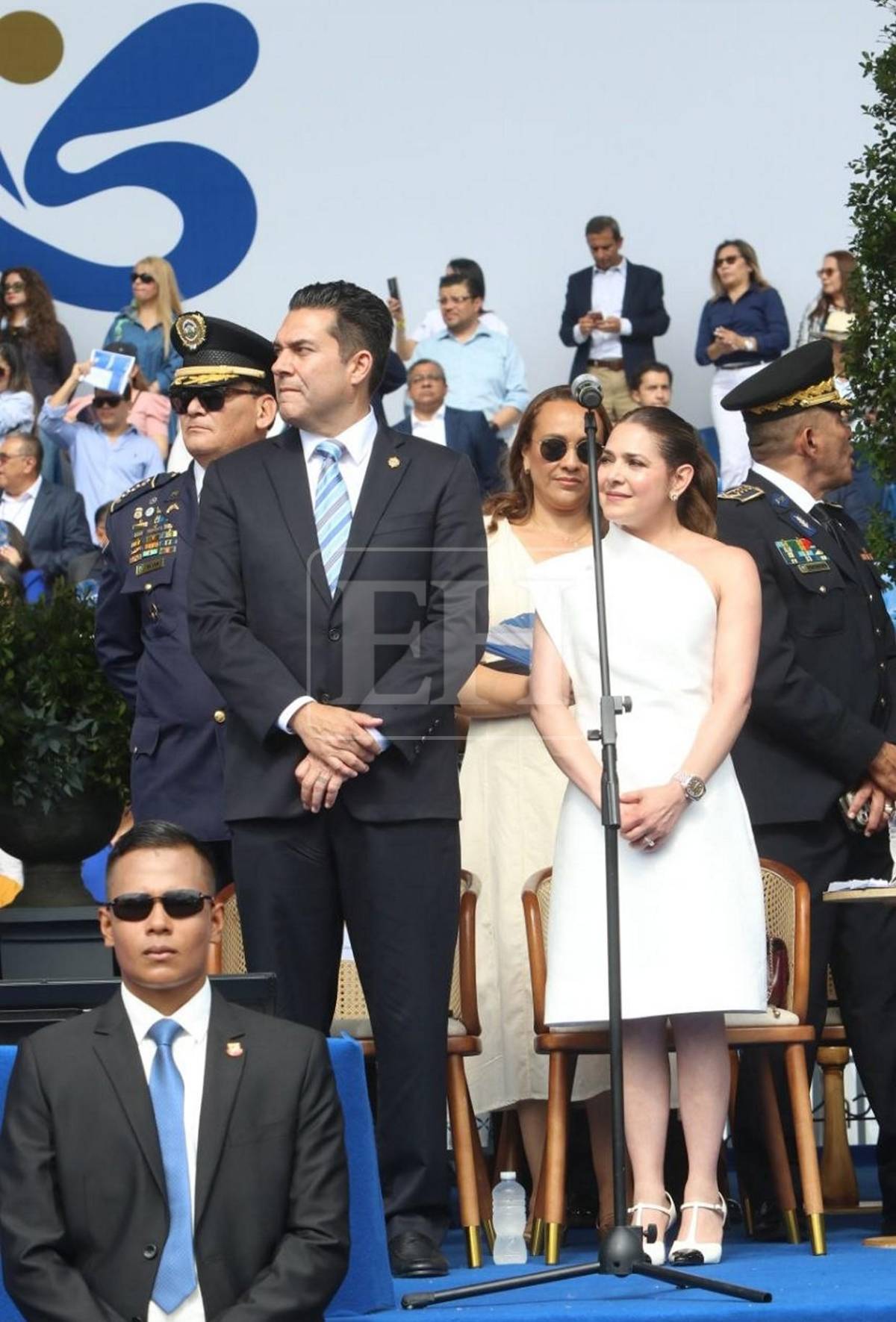 Sobrios y elegantes: los presidentes de los poderes del Estado en desfiles patrios