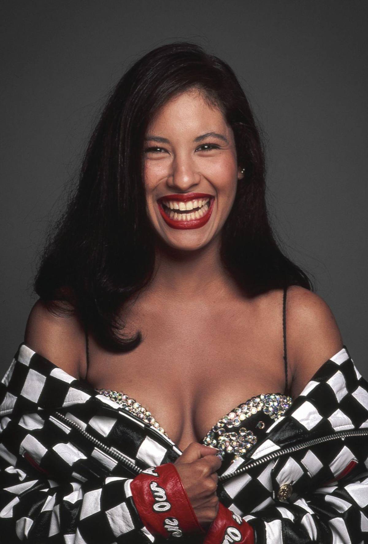 ¿La mejor figura? Netflix revela imágenes inéditas de Selena Quintanilla