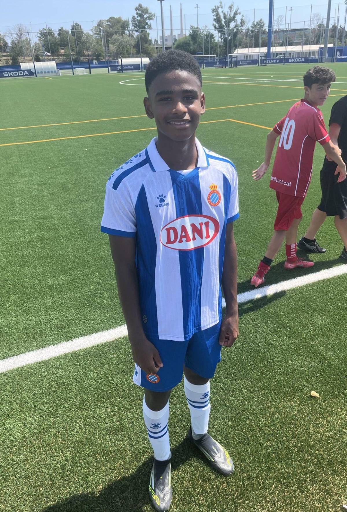 Quién es el nuevo futbolista de Honduras de padre africano y juega en el Espanyol de España