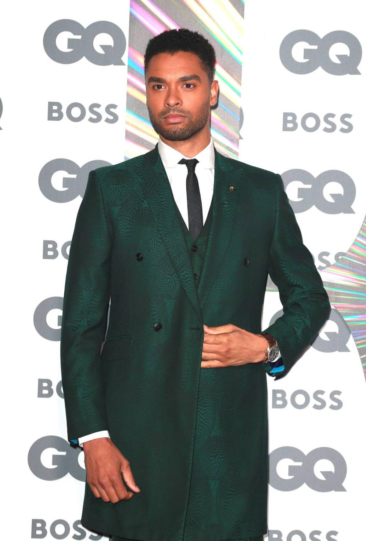 ¡Adiós Bridgerton!: Regé-Jean Page, en nueva serie erótica de Netflix