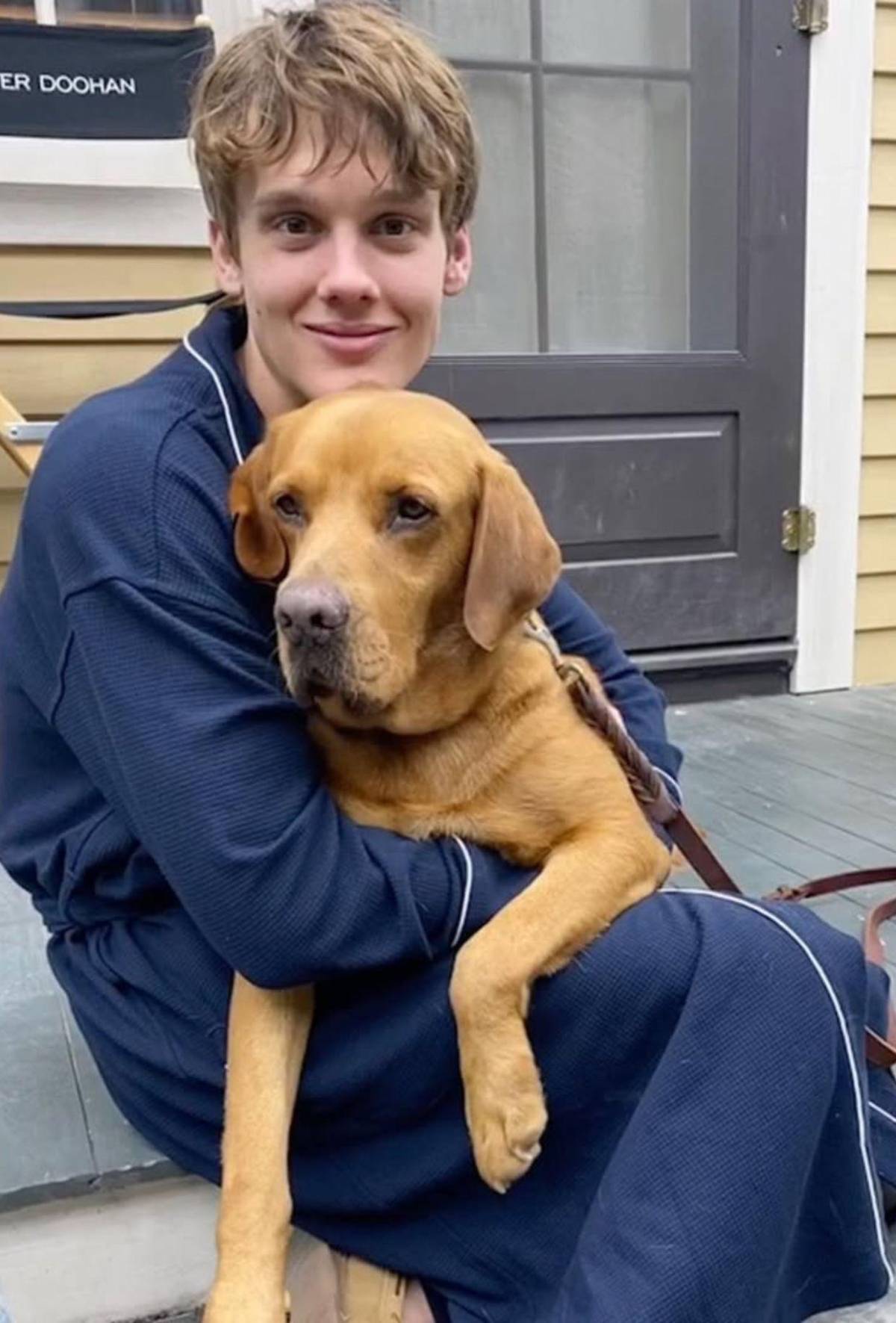 Hunter Doohan, de Wednesday: edad, proyectos y todo sobre su esposo