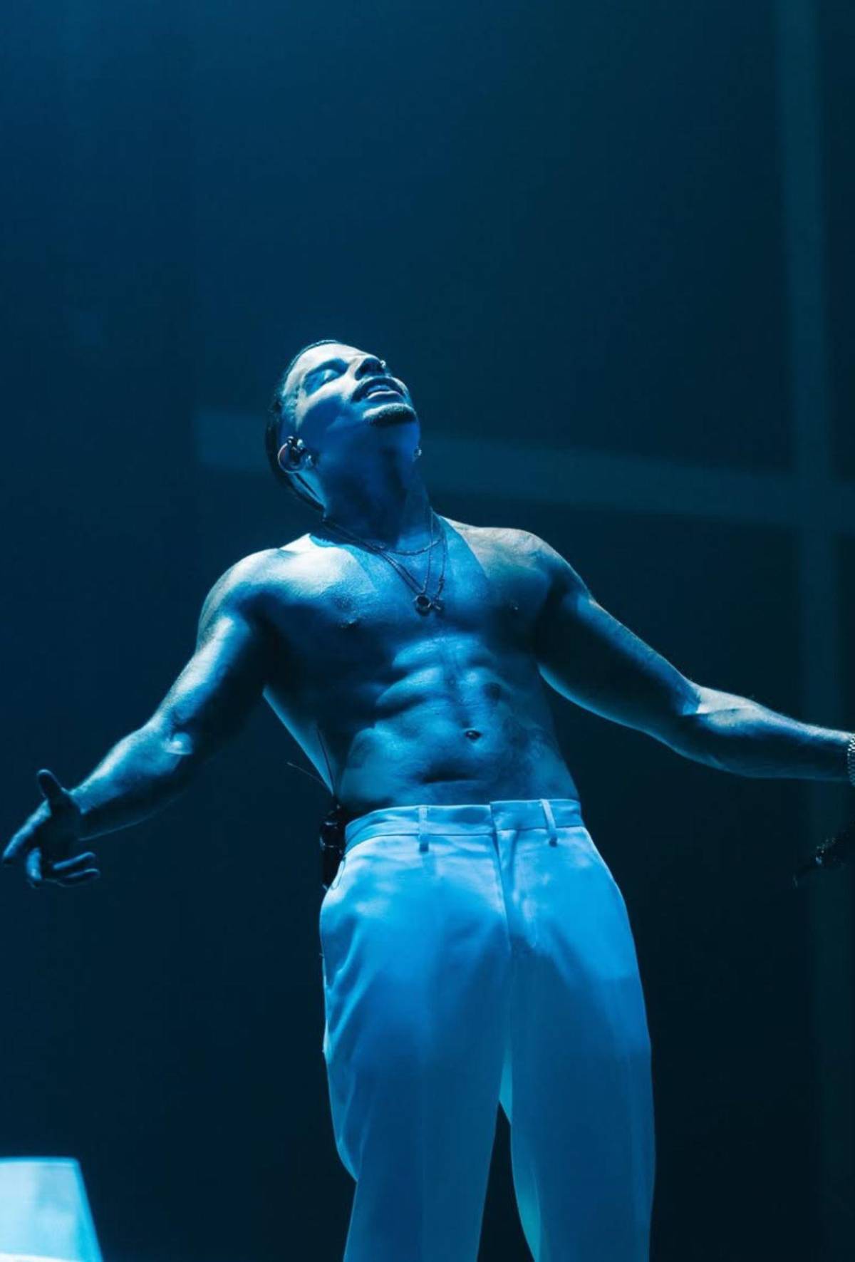 Rauw Alejandro cierra su gira mundial Cosa nuestra world tour en Puerto Rico