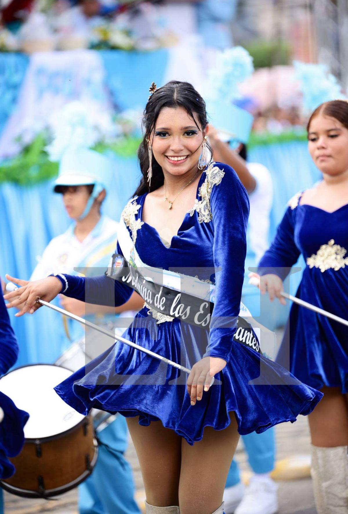 Las palillonas más bellas de los desfiles en San Pedro Sula este 2025