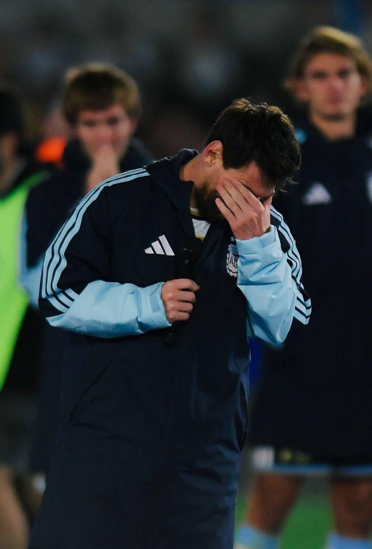 Adiós de Messi: curioso regalo de los africanos, lágrimas y advertencia de Leo en su despedida
