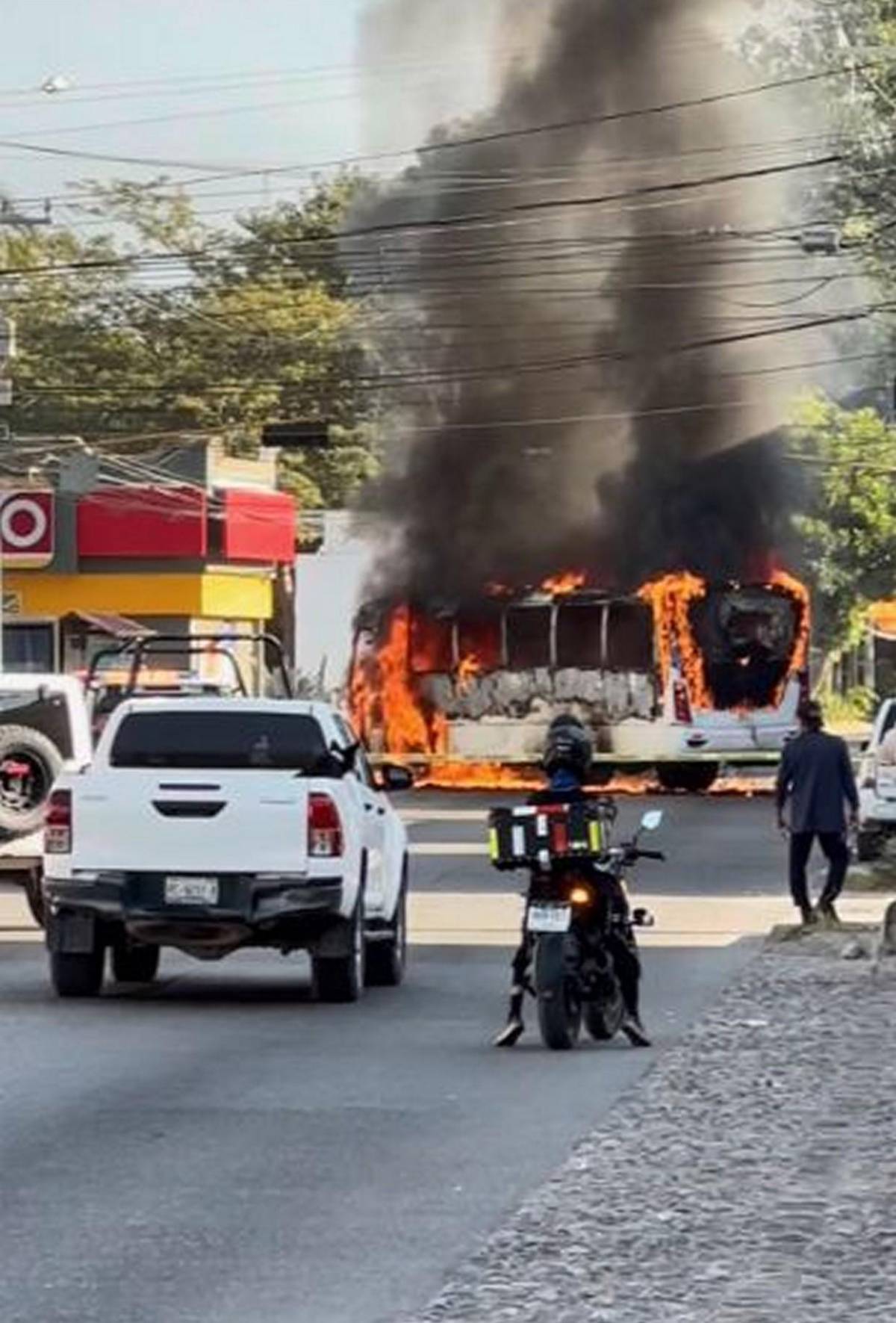 Jalisco en guerra por muerte de El Mencho: cárteles inician violenta disputa por su puesto