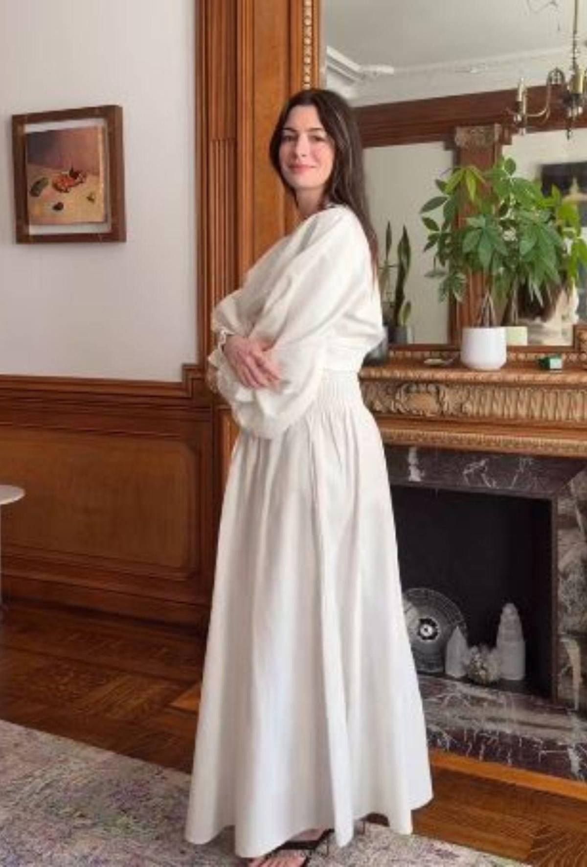 Anne Hathaway anuncia que espera a su tercer hijo