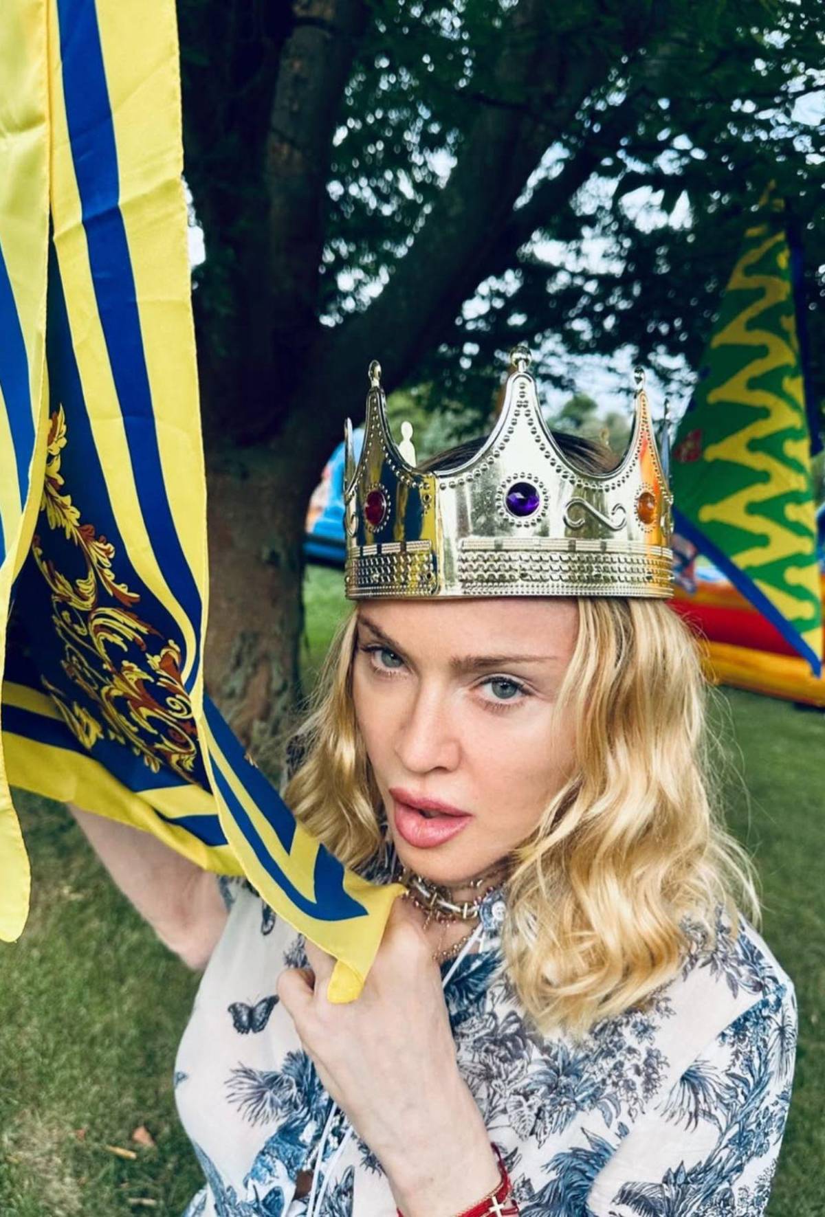 Madonna celebra con extravagante fiesta el 13º cumpleaños de sus gemelas Stella y Estere