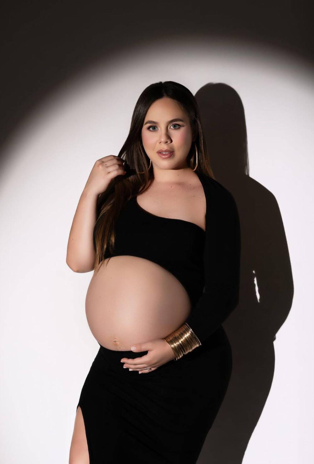 Así luce Antonia Botero, de Los Chicaneros, en la recta final de su embarazo