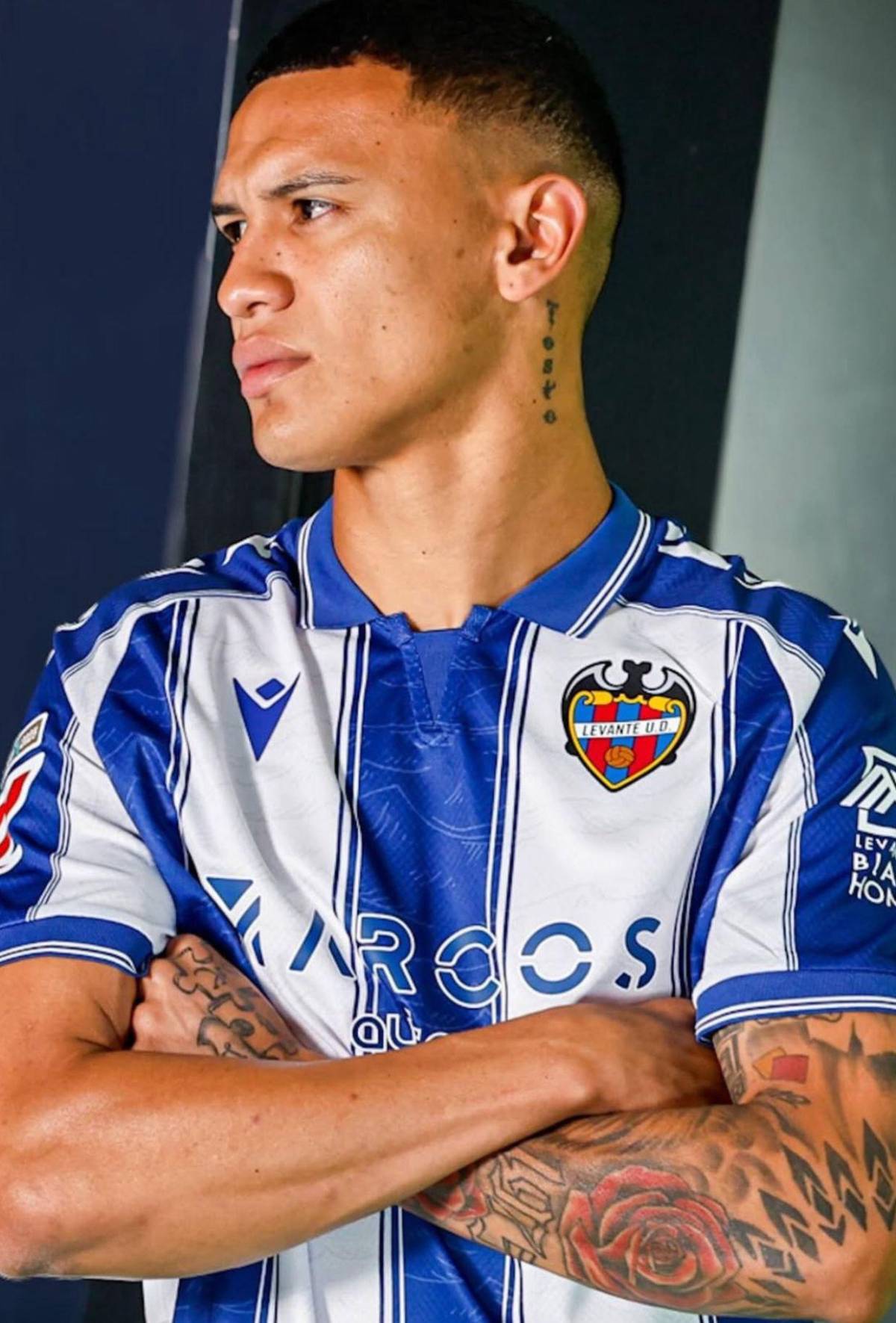 ¿Cuántos futbolistas hondureños hay jugando actualmente en Europa?