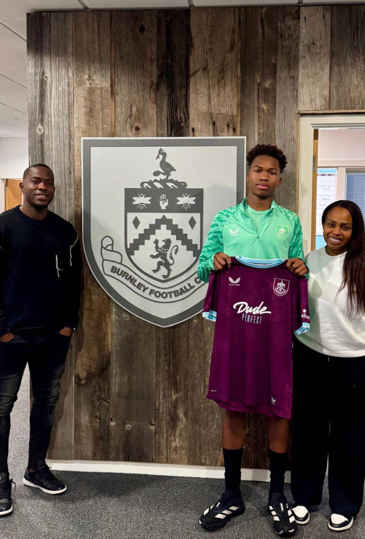 Quién es Keyvan Figueroa, el segundo hijo de Maynor fichado por club de la Premier League